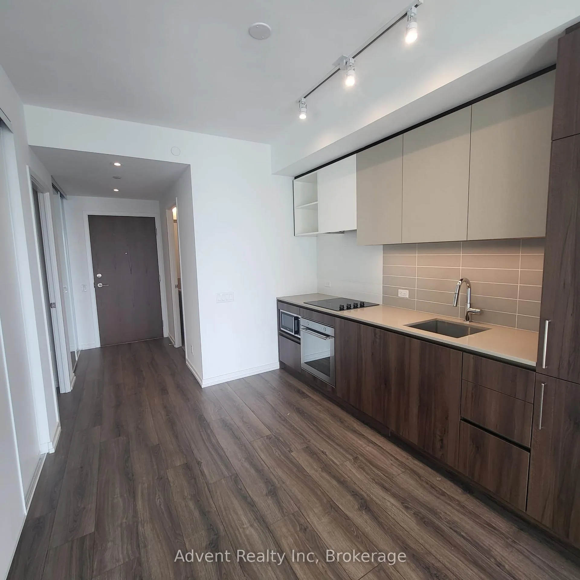 Photo 2 of Unit 5505, 7890 Jane Street, Vaughan, Concord — HOMEH