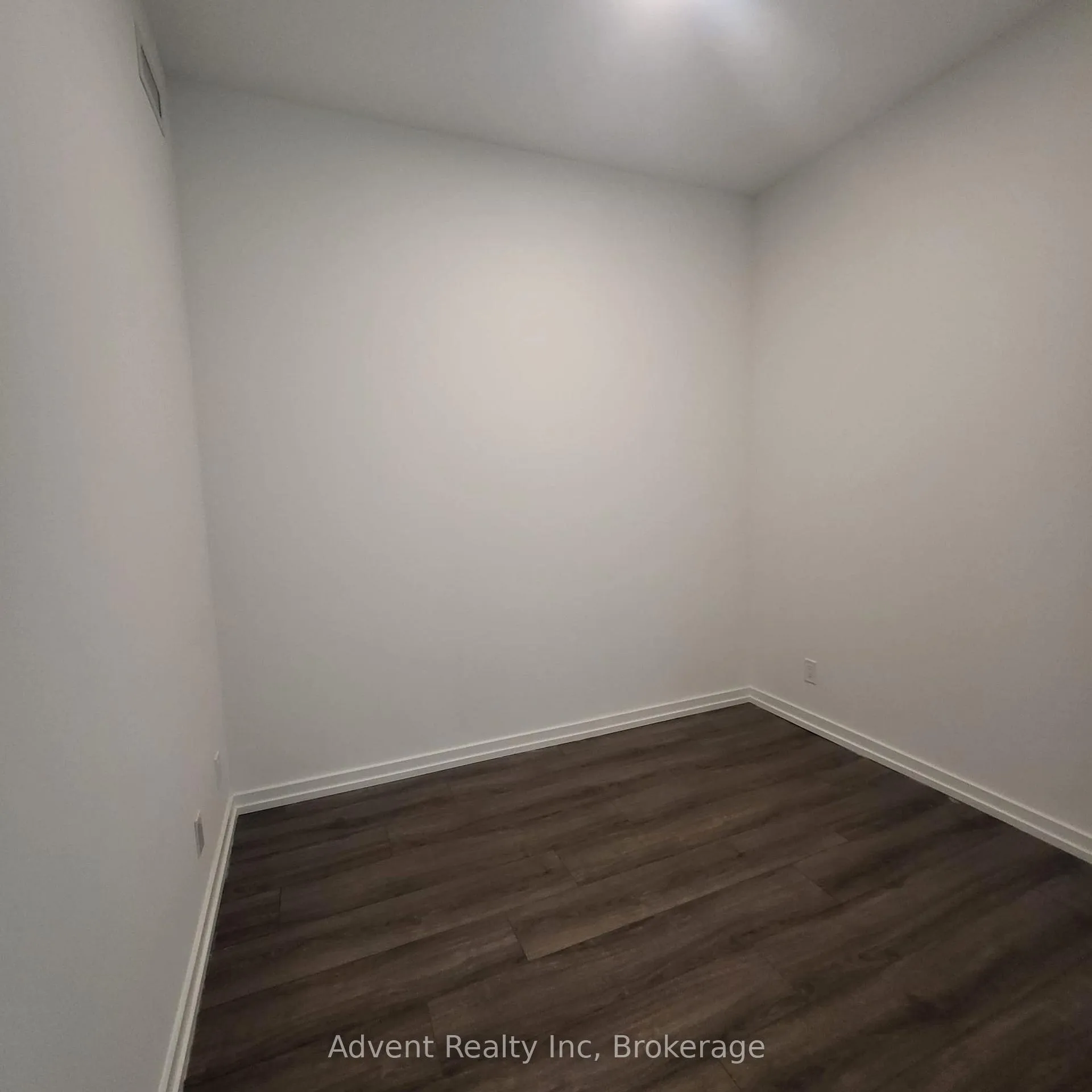 Photo 9 of Unit 5505, 7890 Jane Street, Vaughan, Concord — HOMEH