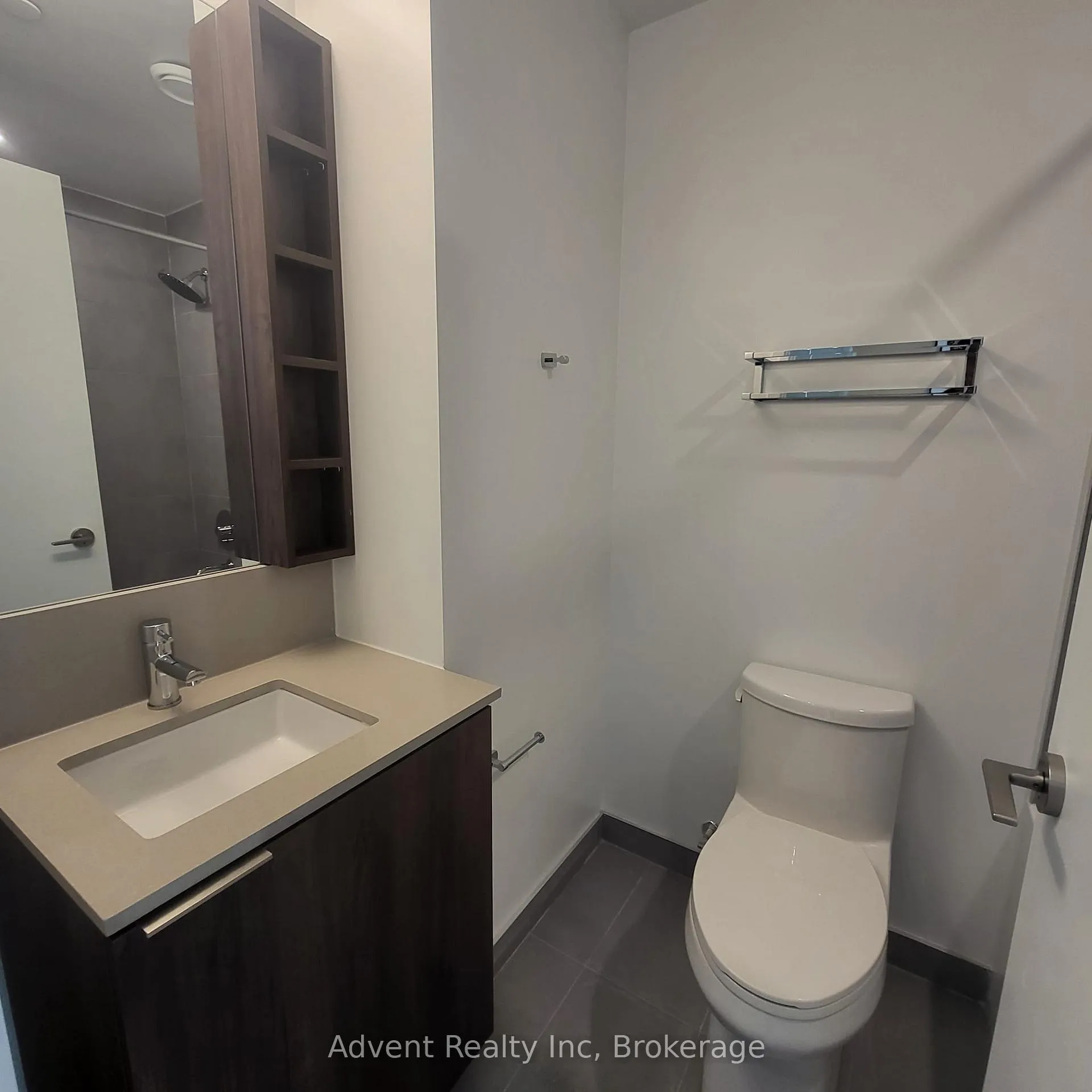 Photo 10 of Unit 5505, 7890 Jane Street, Vaughan, Concord — HOMEH