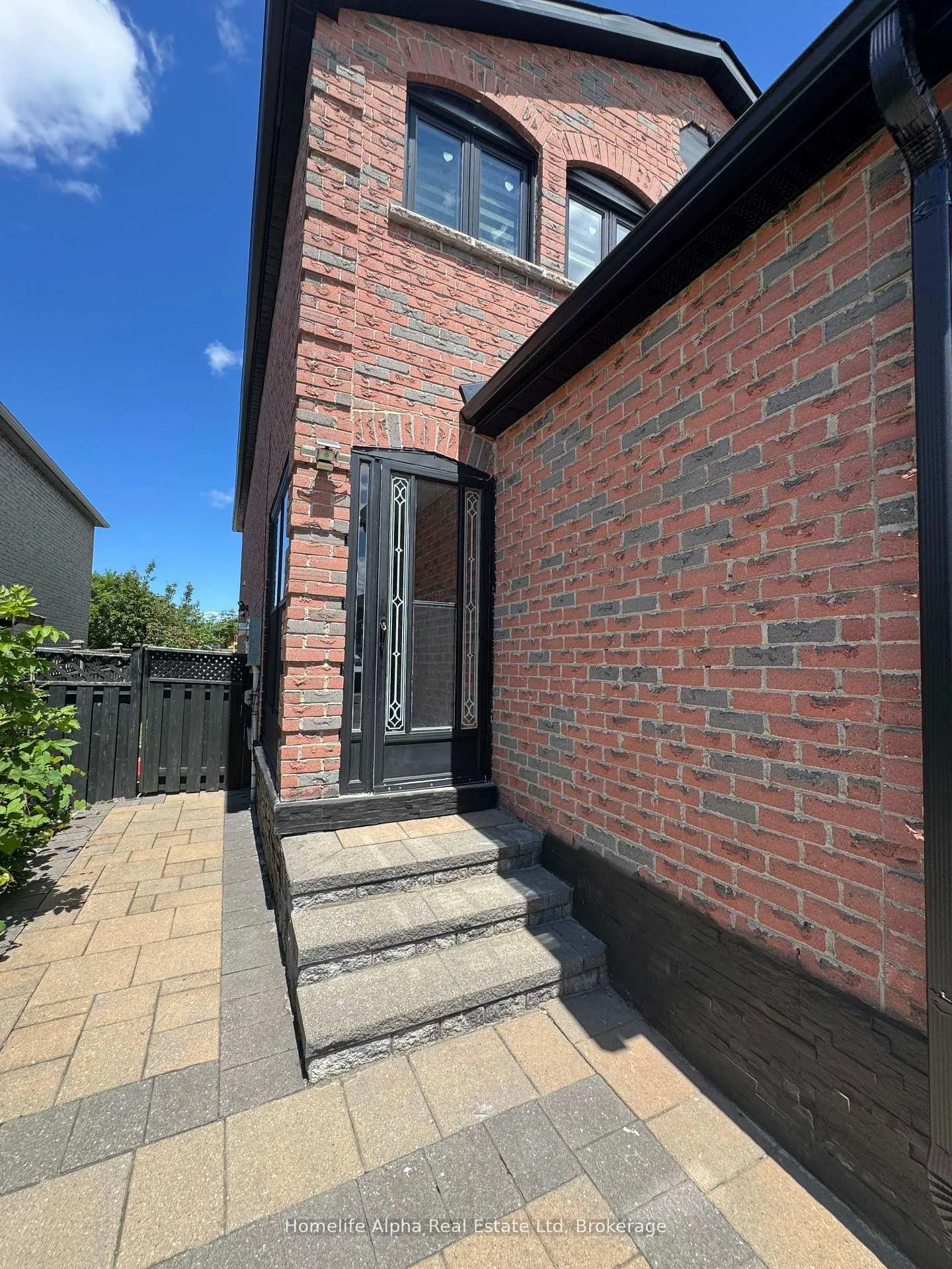 Photo 3 of Unit BSMNT, 52 Fairty Drive, Markham, Middlefield — HOMEH