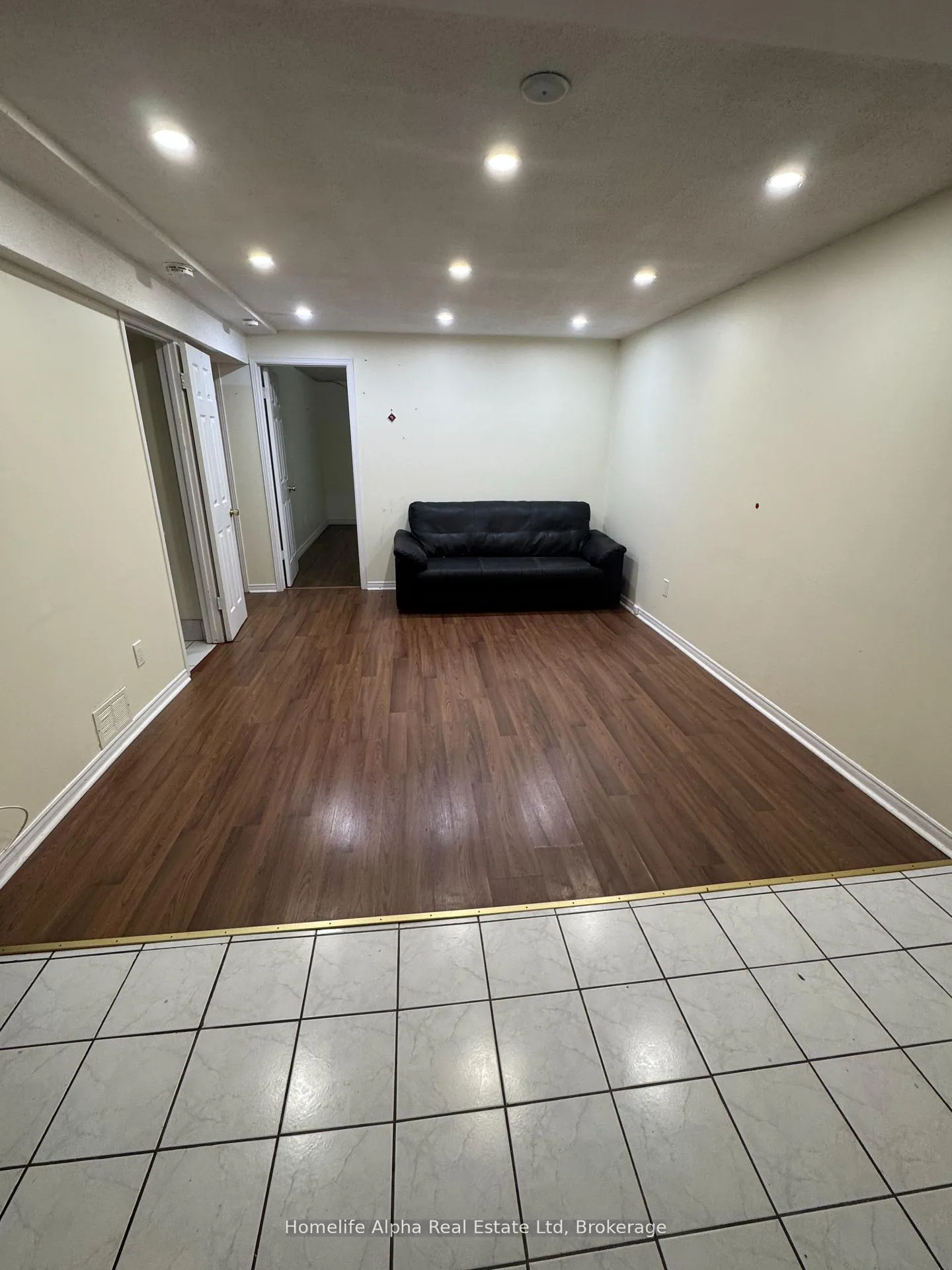 Photo 10 of Unit BSMNT, 52 Fairty Drive, Markham, Middlefield — HOMEH
