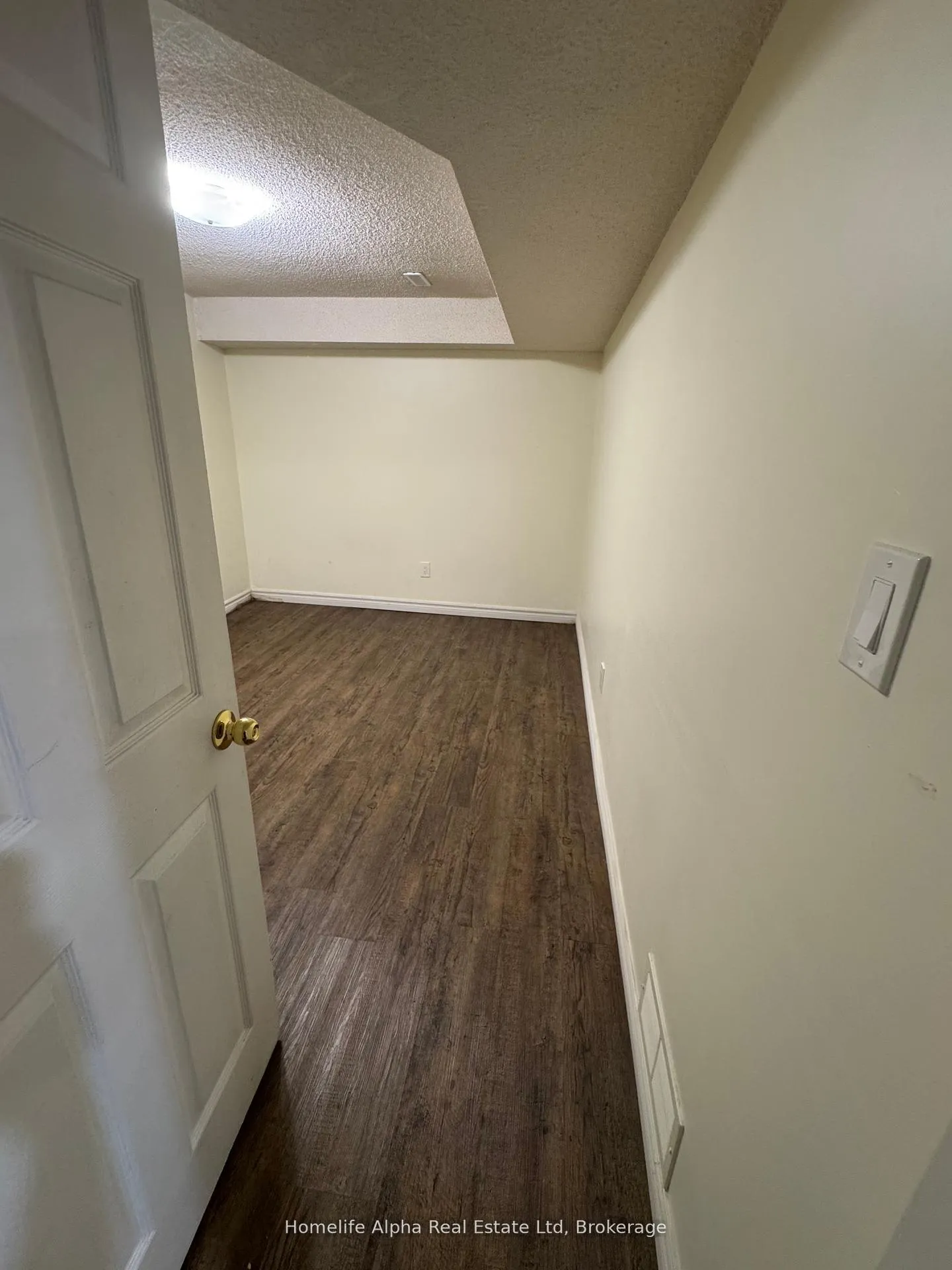 Photo 12 of Unit BSMNT, 52 Fairty Drive, Markham, Middlefield — HOMEH