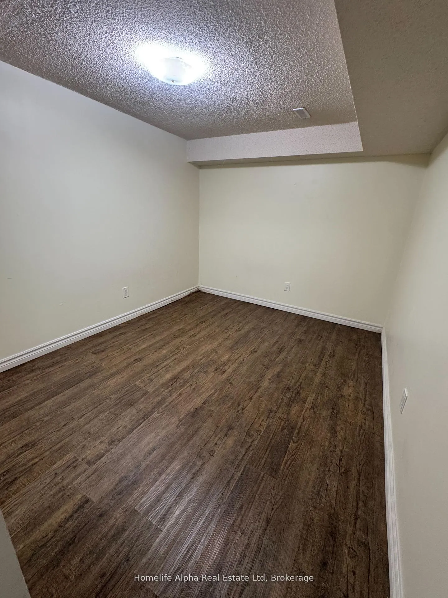 Photo 13 of Unit BSMNT, 52 Fairty Drive, Markham, Middlefield — HOMEH