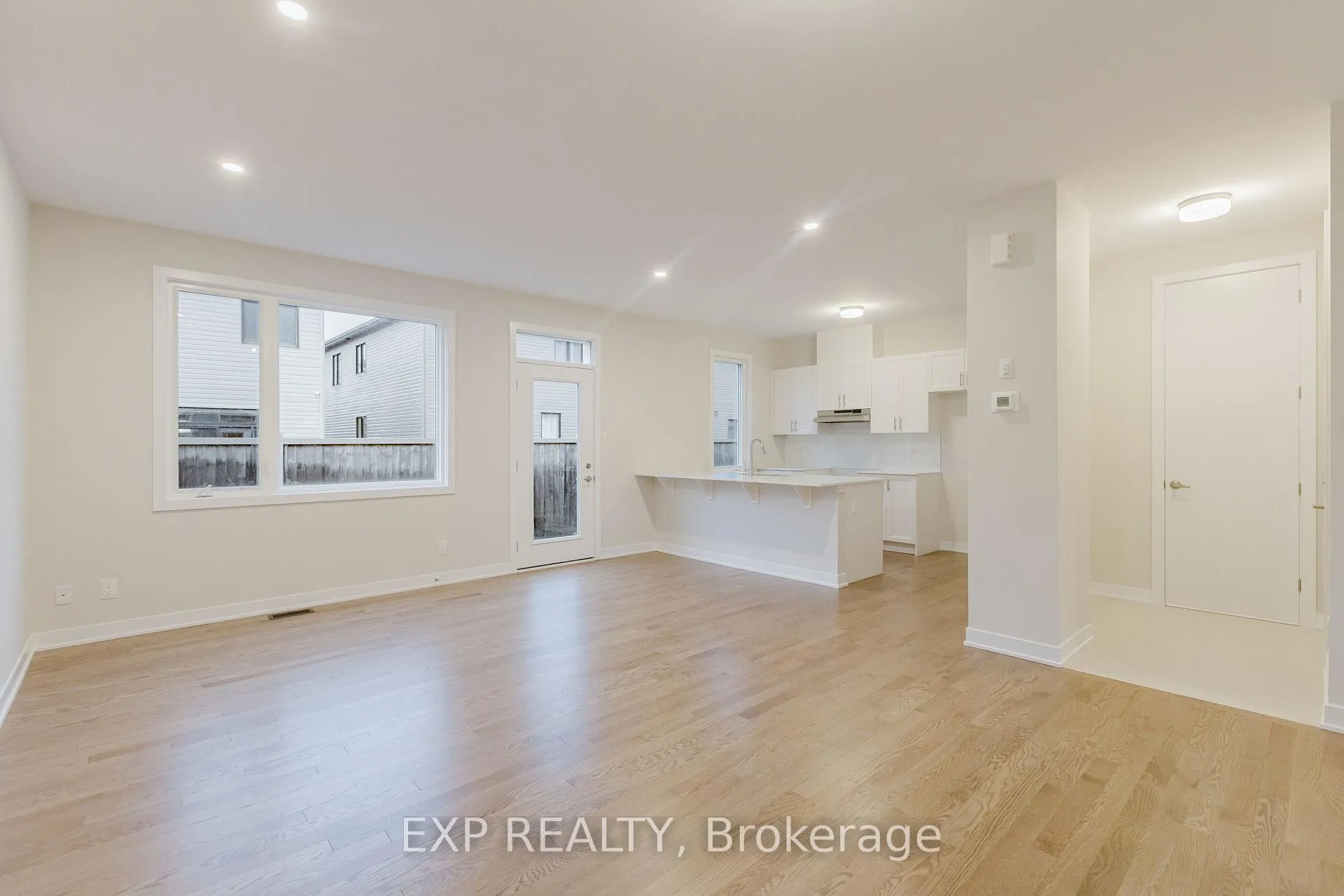 Photo 7 of 133 Ryan Reynolds Way, Ottawa, Orleans Wood — HOMEH