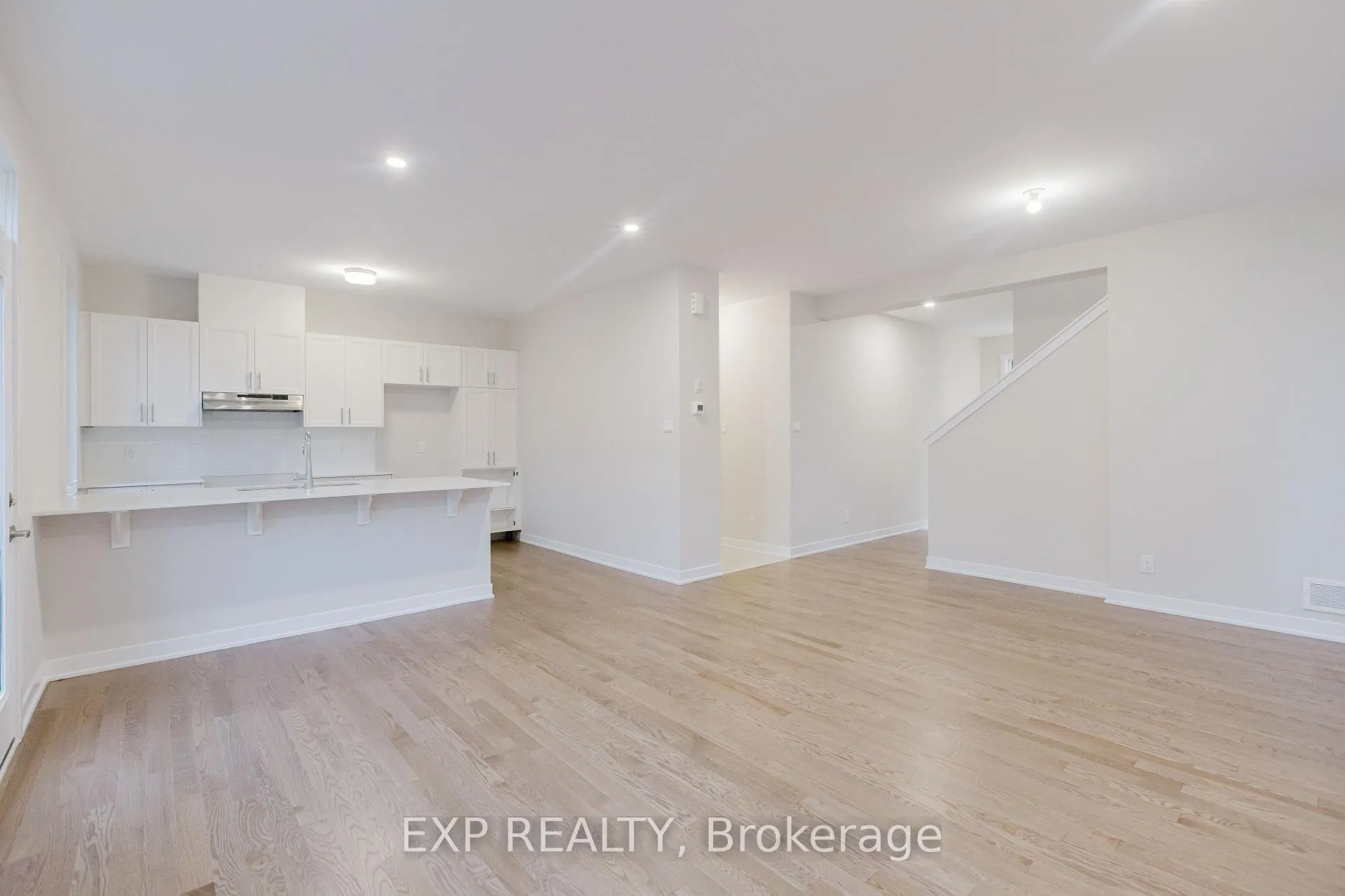 Photo 8 of 133 Ryan Reynolds Way, Ottawa, Orleans Wood — HOMEH