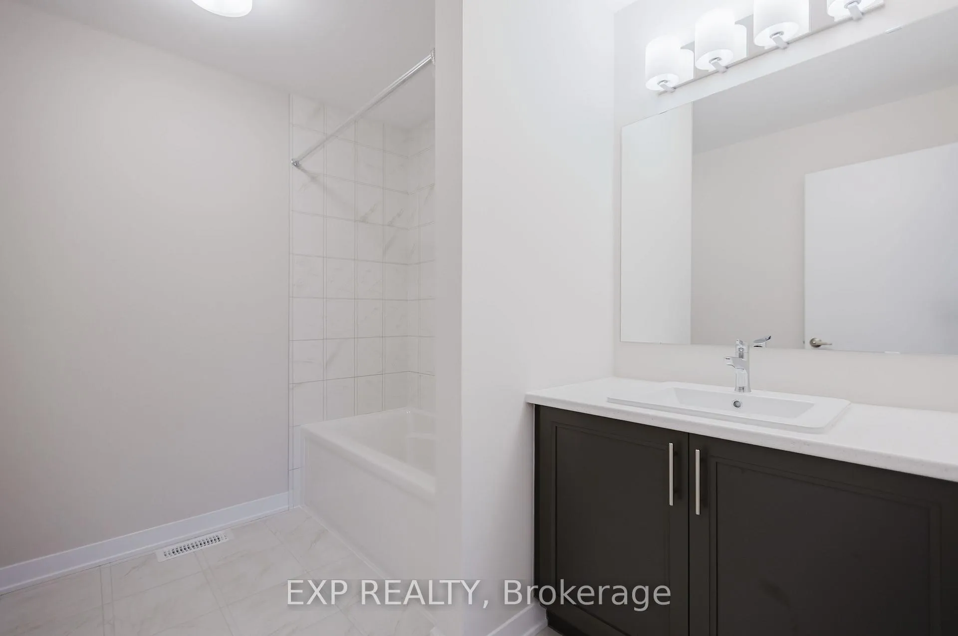Photo 16 of 133 Ryan Reynolds Way, Ottawa, Orleans Wood — HOMEH