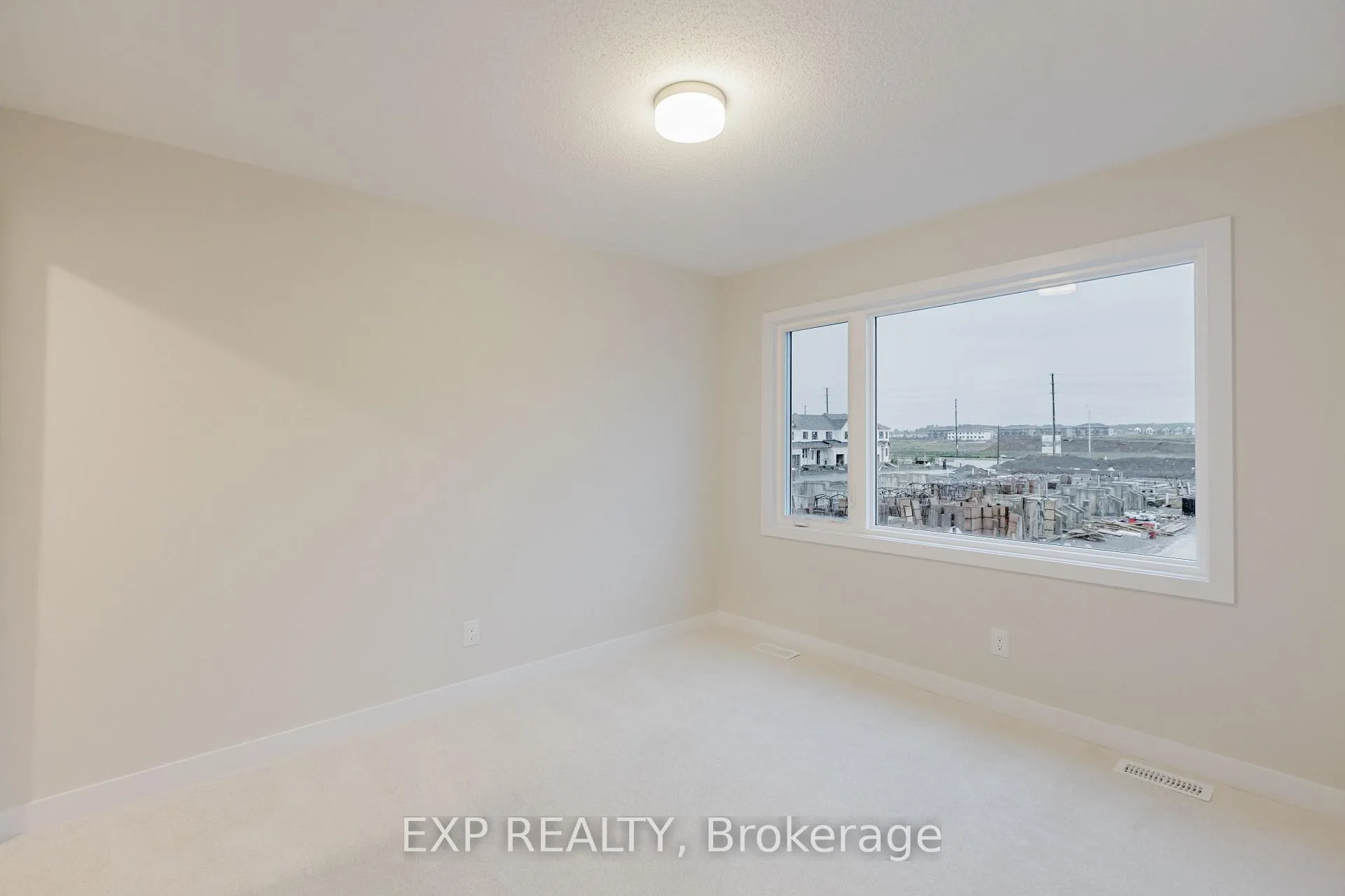 Photo 19 of 133 Ryan Reynolds Way, Ottawa, Orleans Wood — HOMEH