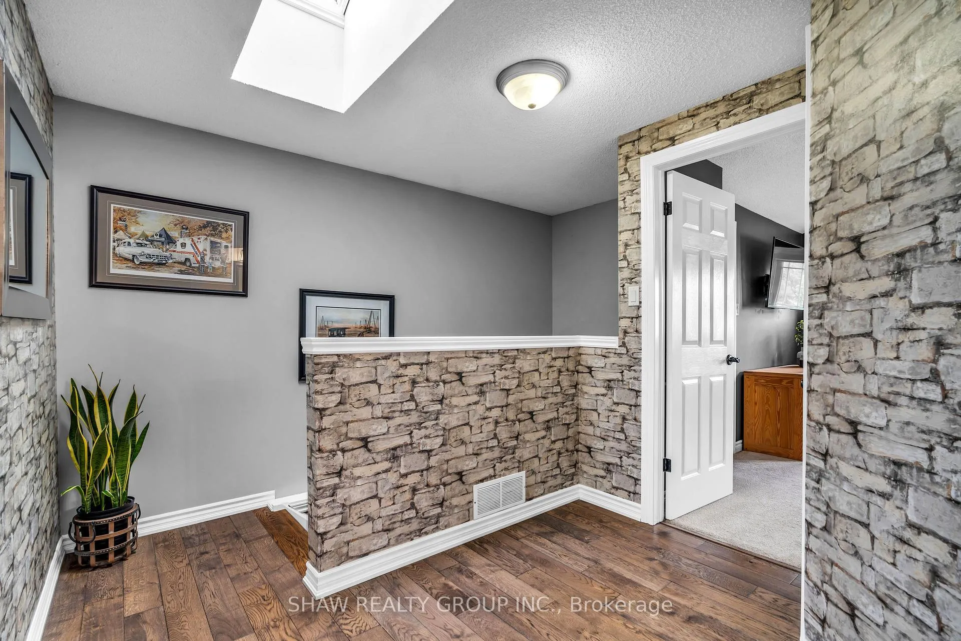 Photo 16 of 46 Jordan Drive, Cambridge, Hespeler Village — HOMEH