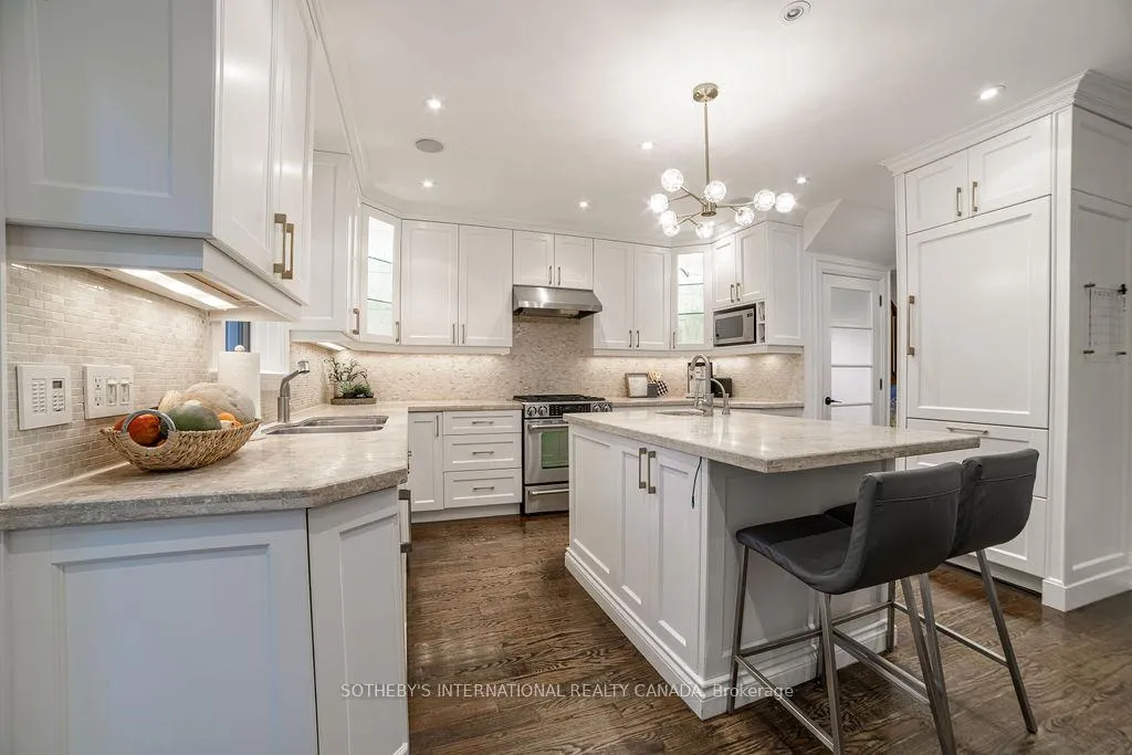 Photo 10 of 43 Manor Road E, Toronto, Mount Pleasant West — HOMEH