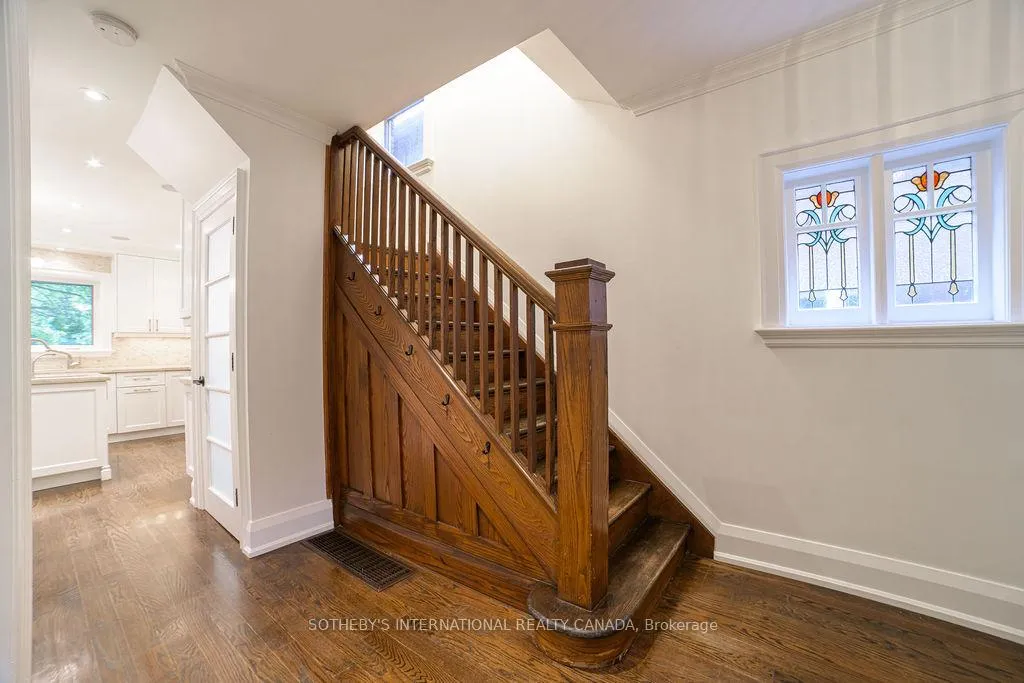 Photo 12 of 43 Manor Road E, Toronto, Mount Pleasant West — HOMEH