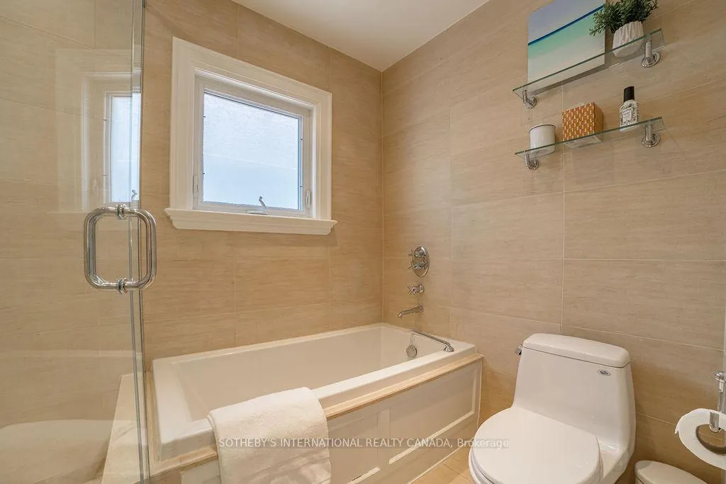 Photo 21 of 43 Manor Road E, Toronto, Mount Pleasant West — HOMEH
