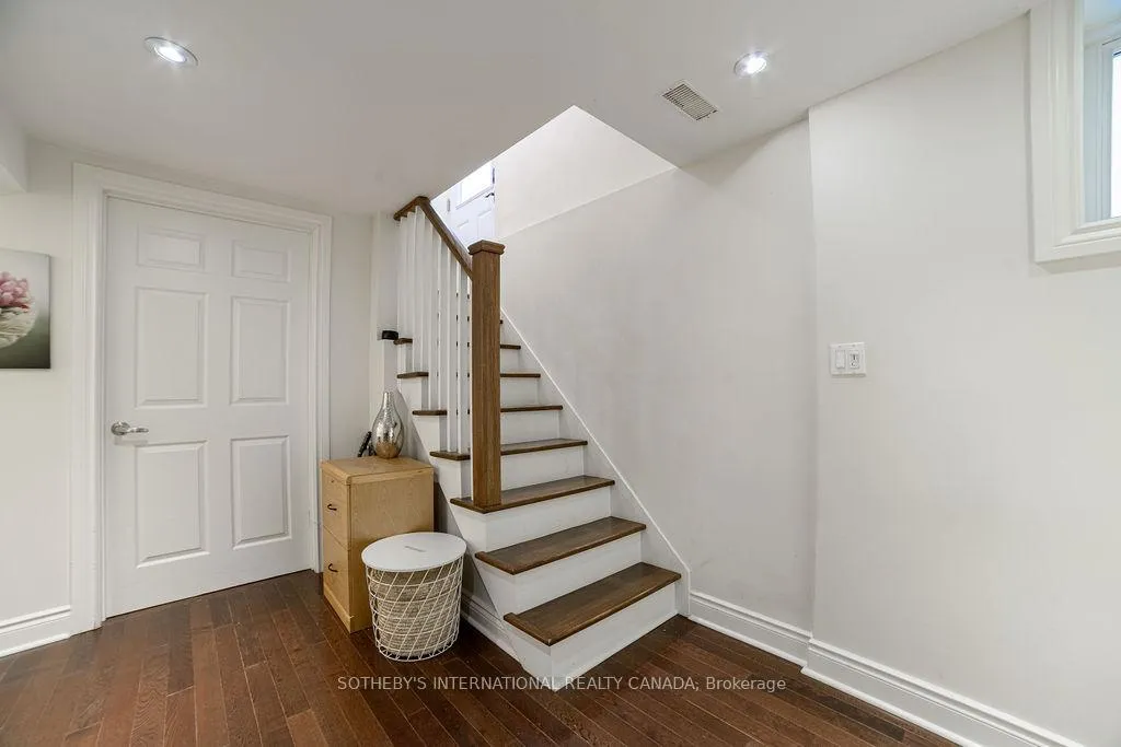 Photo 22 of 43 Manor Road E, Toronto, Mount Pleasant West — HOMEH