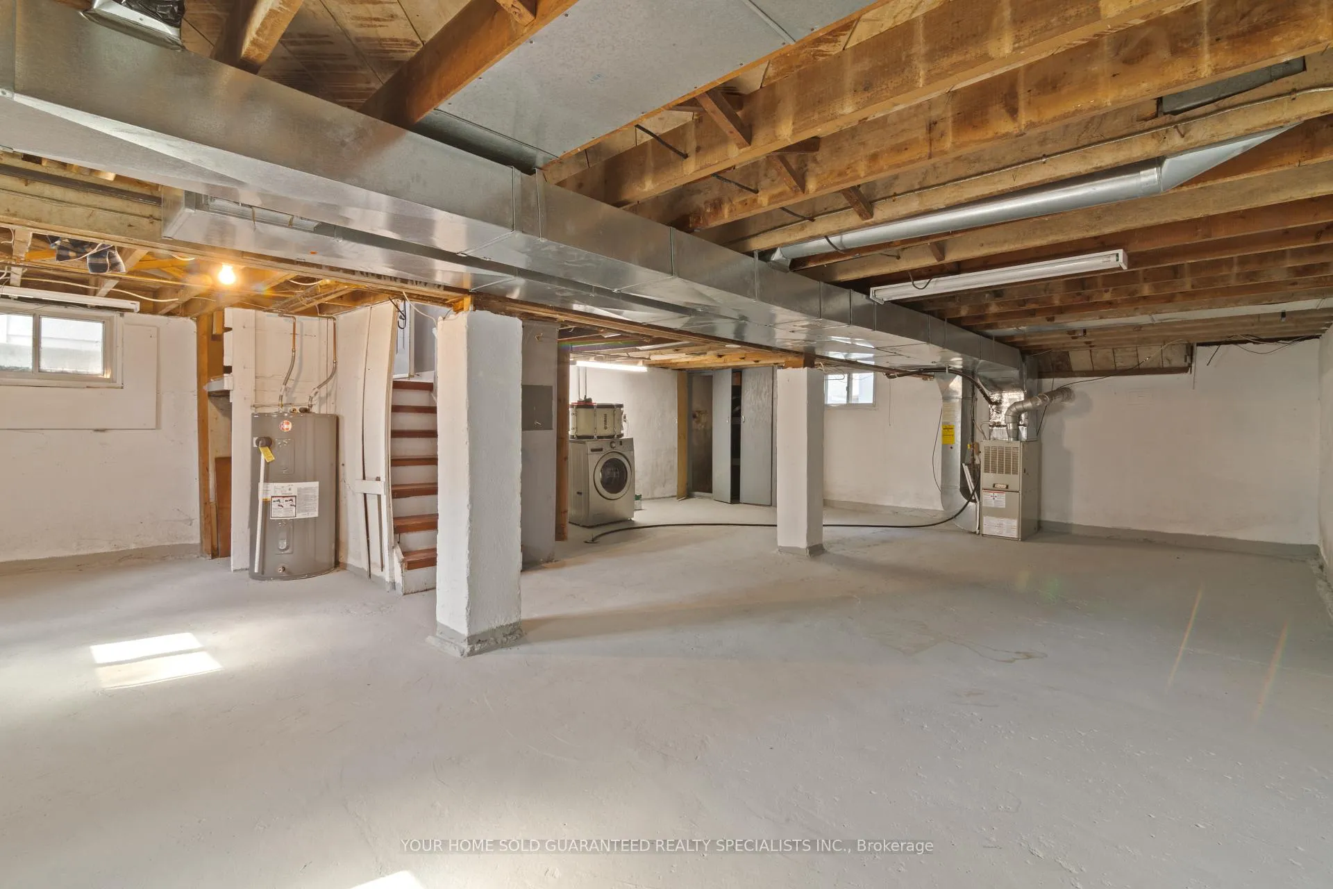 Photo 16 of 122 Gurnett Street, Aurora, Aurora Village — HOMEH