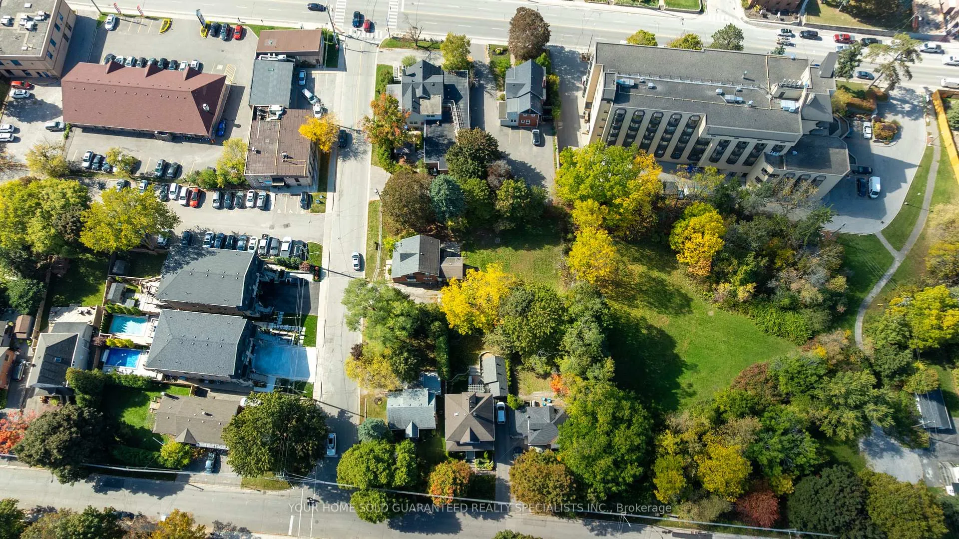 Photo 24 of 122 Gurnett Street, Aurora, Aurora Village — HOMEH