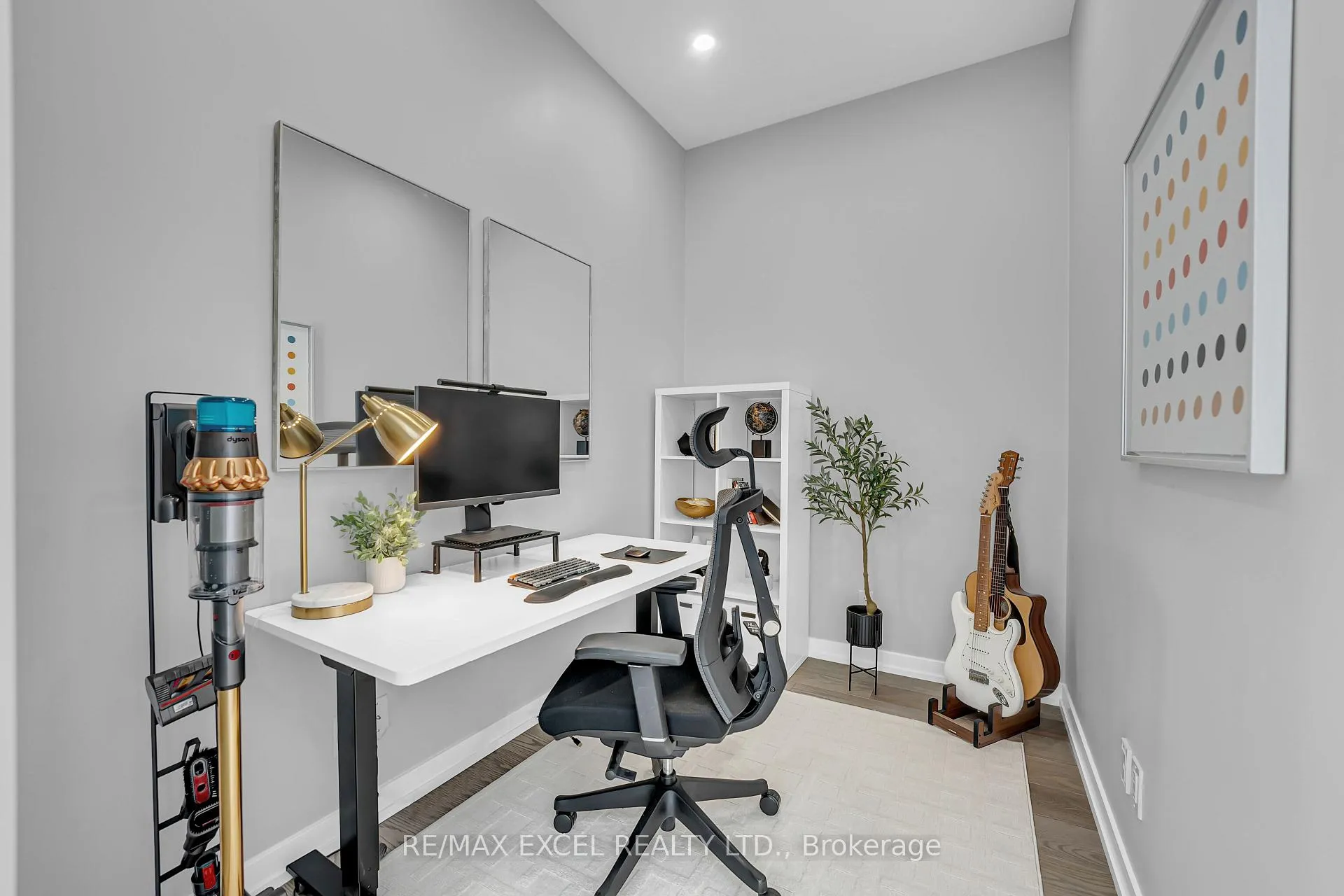 Photo 20 of Unit PH01, 161 Roehampton Avenue, Toronto, Mount Pleasant West — HOMEH