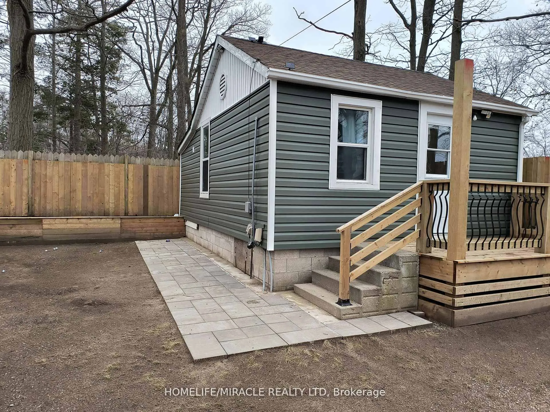 Photo 3 of 101 River Road E, Wasaga Beach — HOMEH
