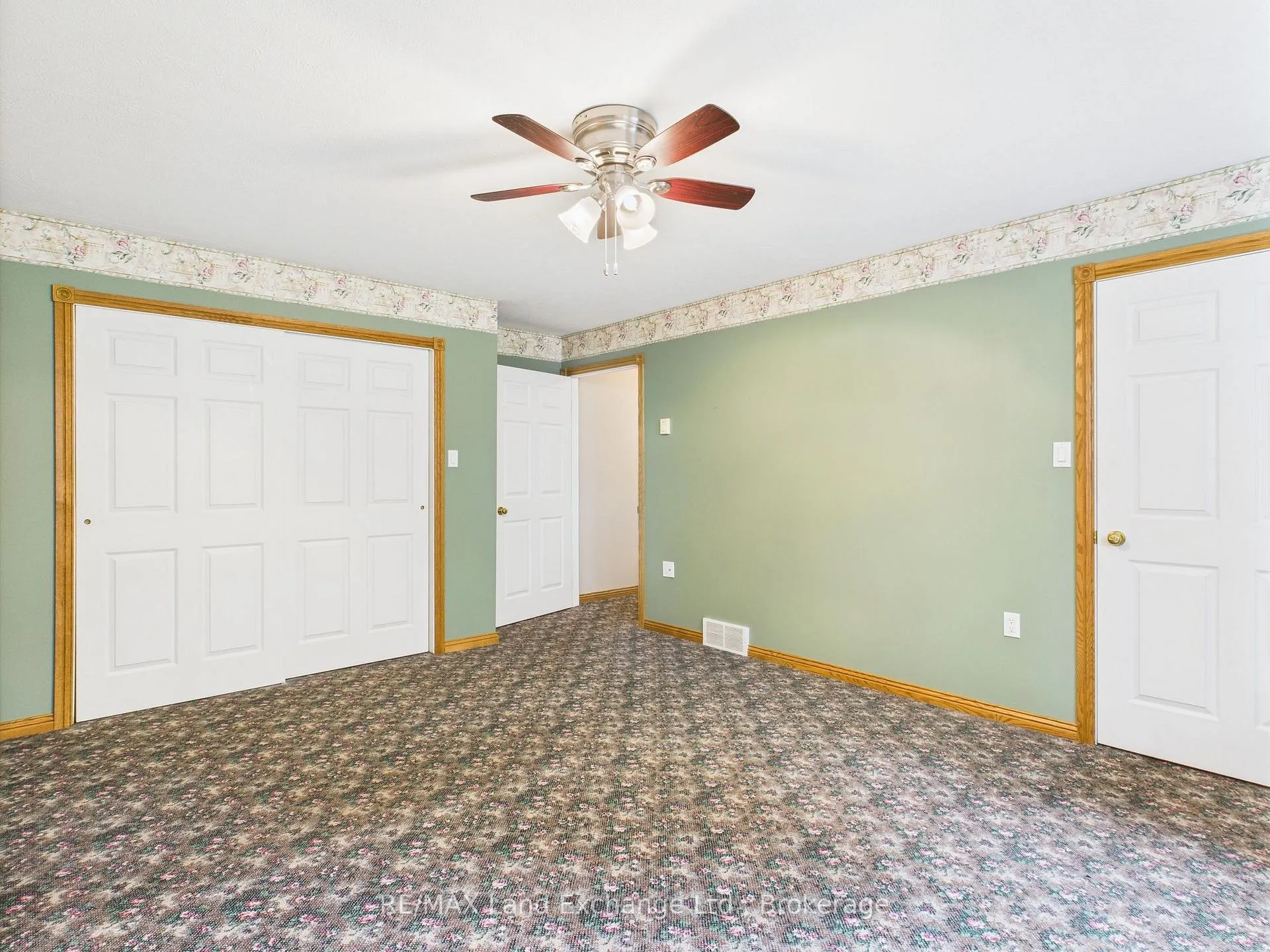 Photo 12 of 5 William Street, Huron-Kinloss — HOMEH
