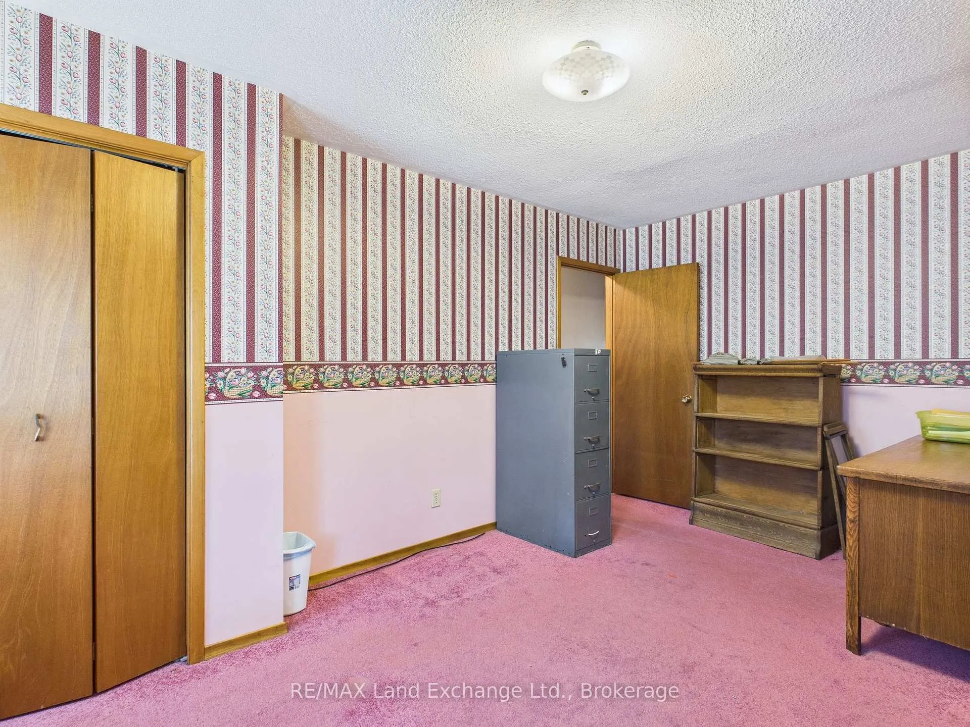 Photo 15 of 5 William Street, Huron-Kinloss — HOMEH