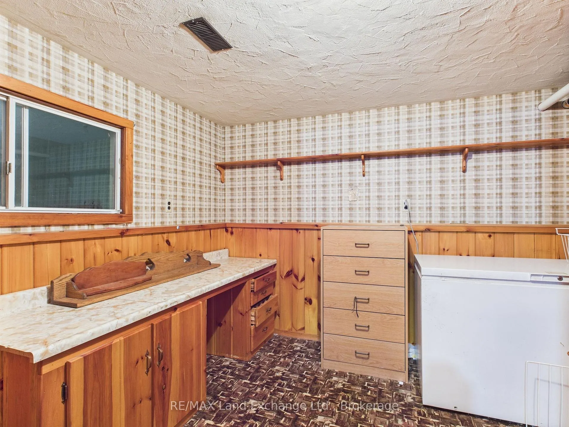 Photo 23 of 5 William Street, Huron-Kinloss — HOMEH