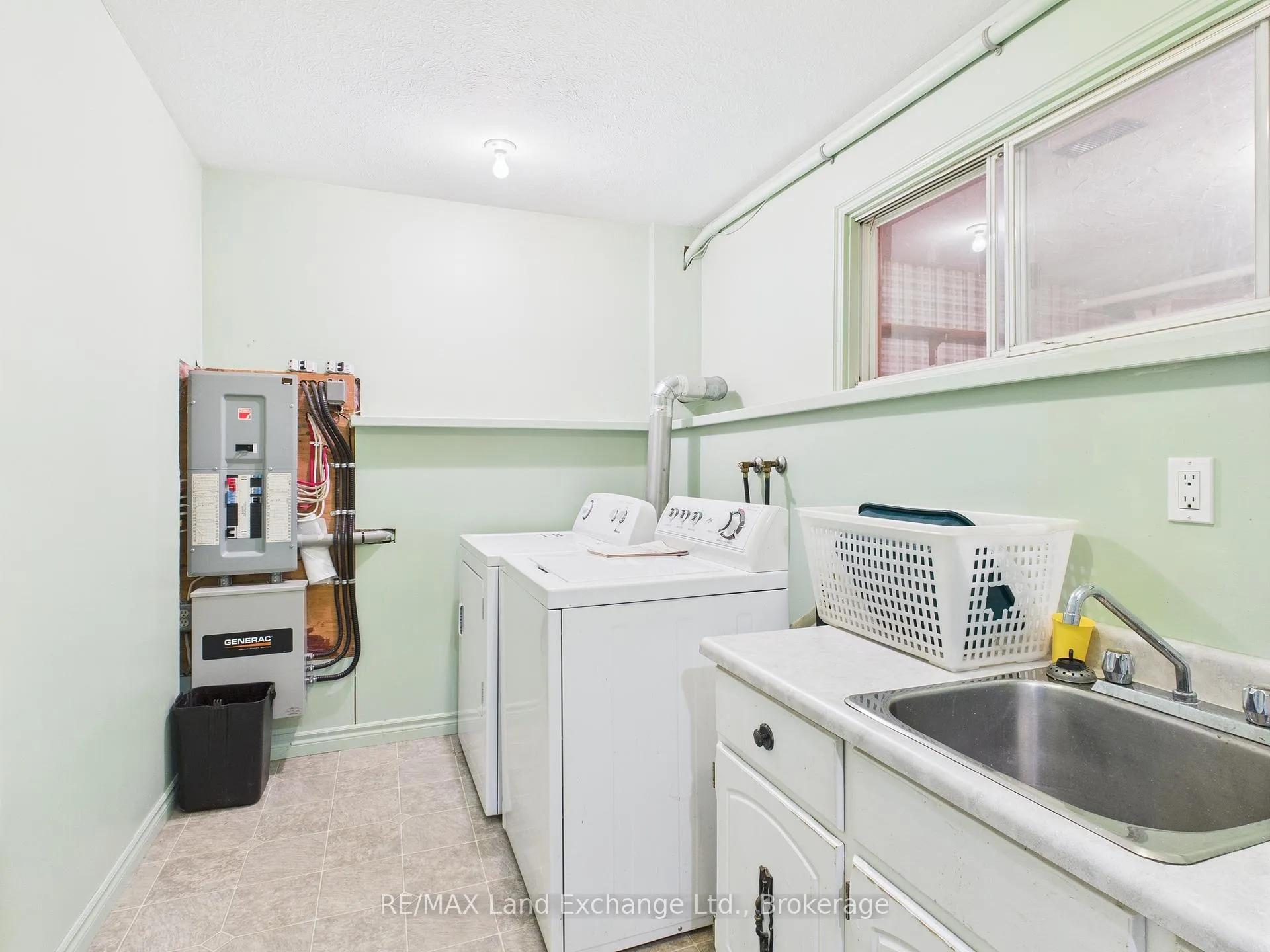 Photo 24 of 5 William Street, Huron-Kinloss — HOMEH