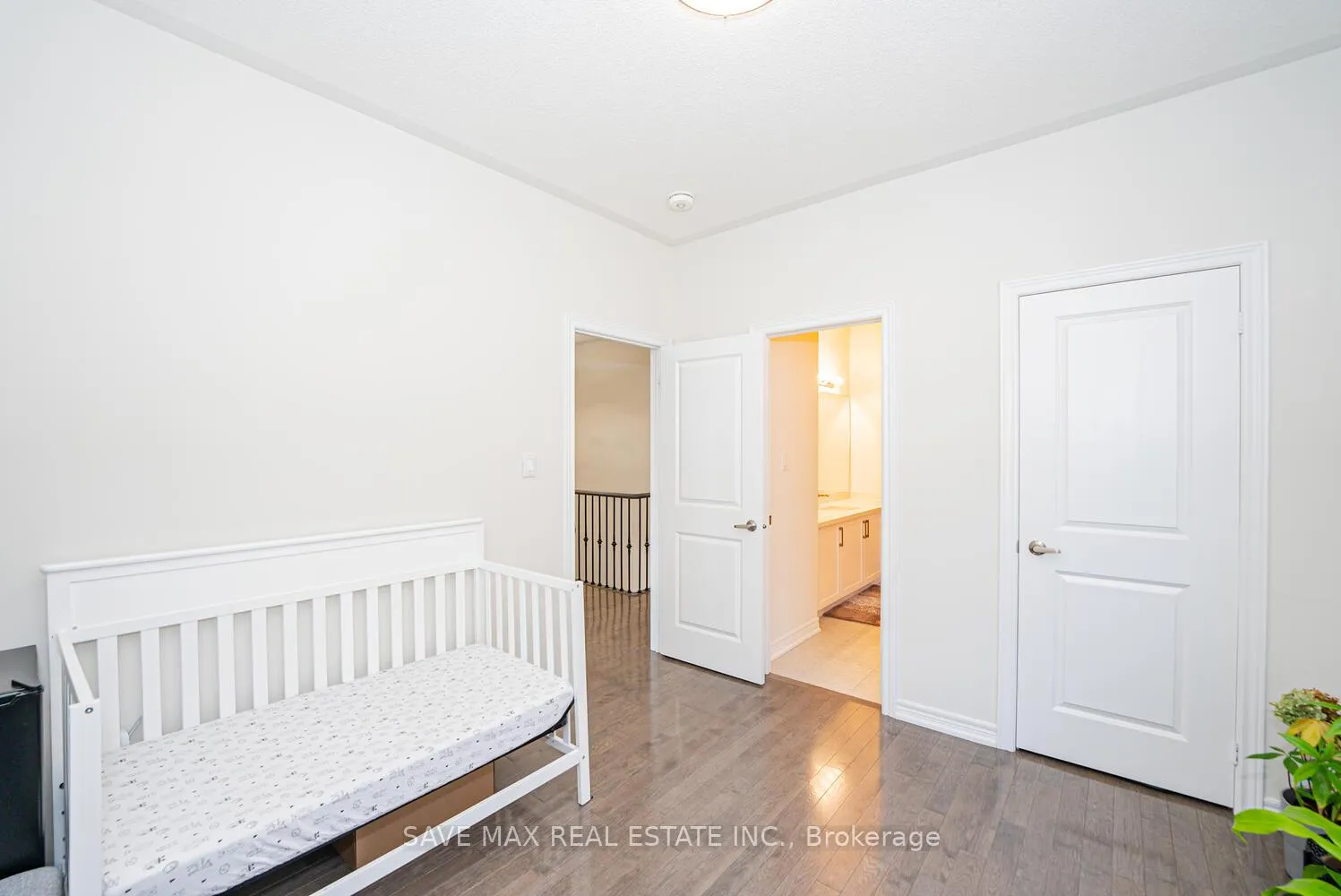 Photo 26 of 22 Fruitvale Circle, Brampton, Northwest Brampton — HOMEH
