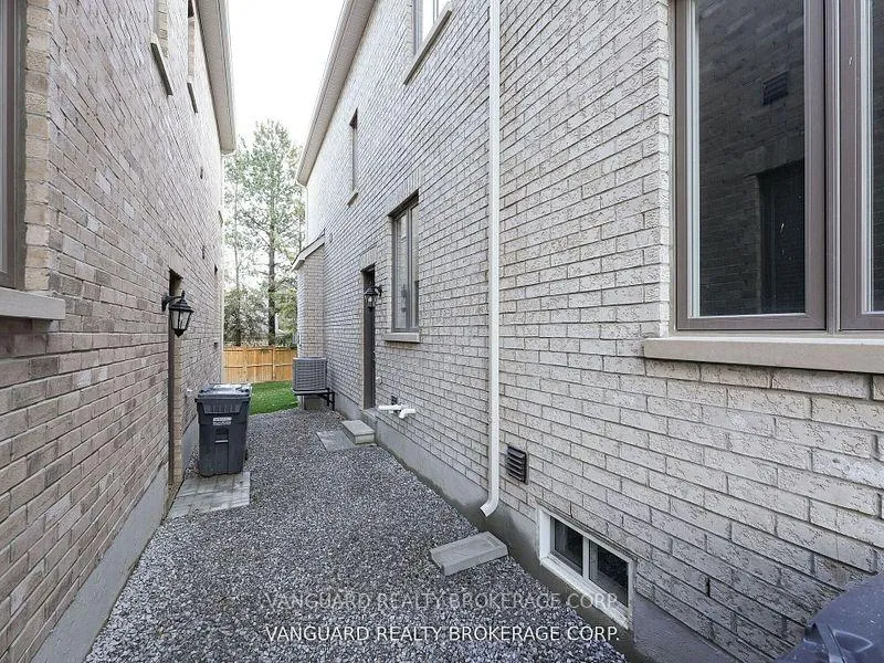 Photo 4 of Unit BSMT, 3 Clover Bend Terrace, Caledon, Bolton East — HOMEH