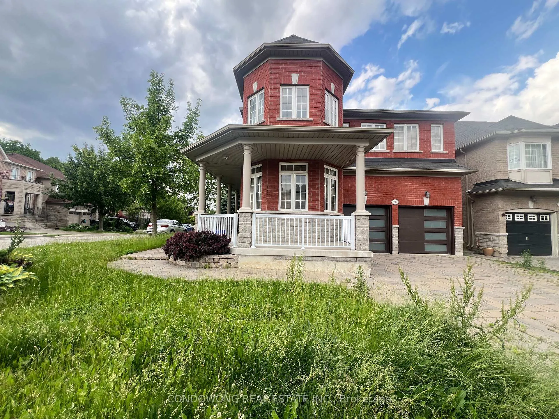 Photo 1 of 194 Autumn Hill Boulevard, Vaughan, Patterson — HOMEH
