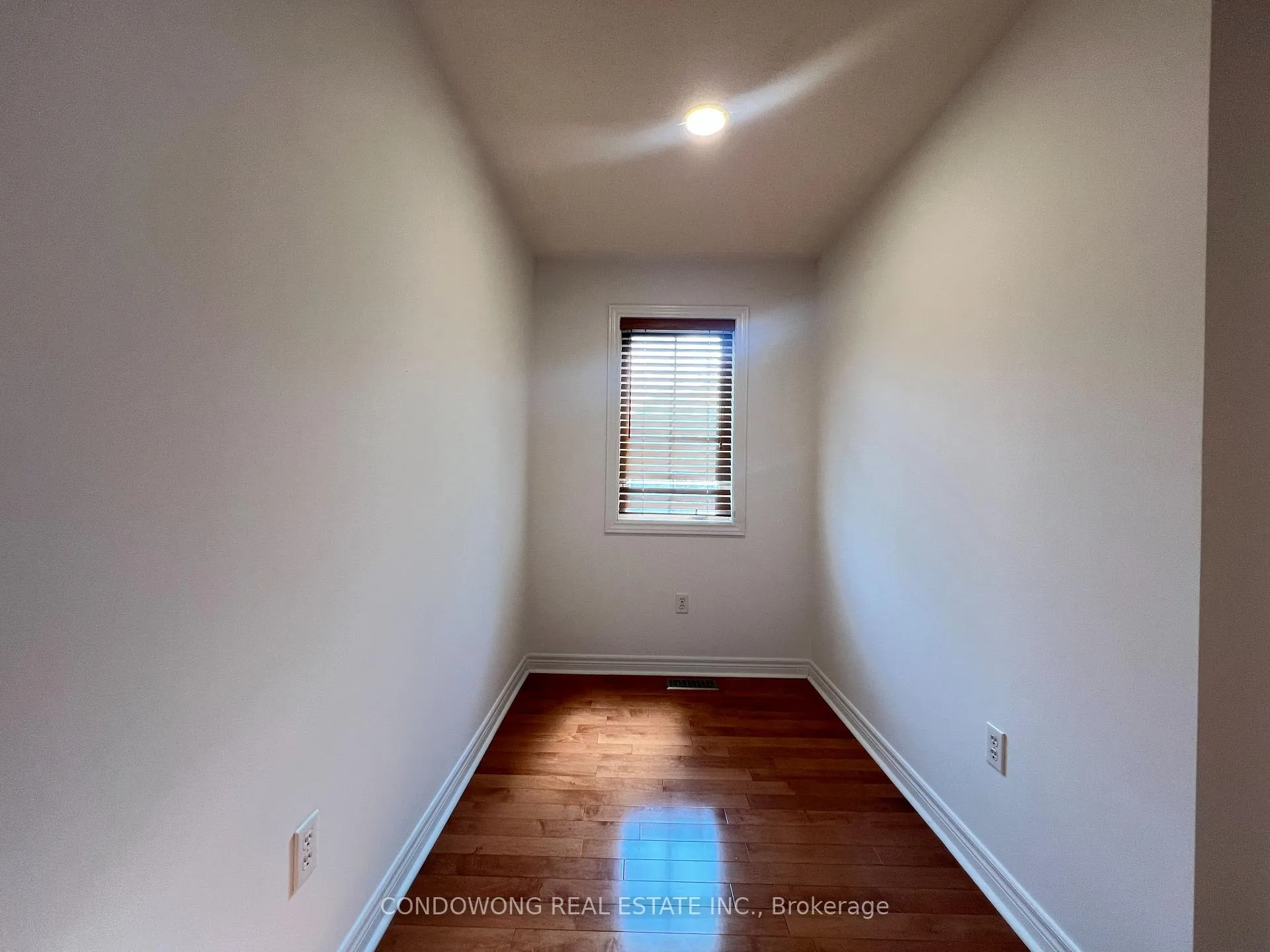 Photo 16 of 194 Autumn Hill Boulevard, Vaughan, Patterson — HOMEH