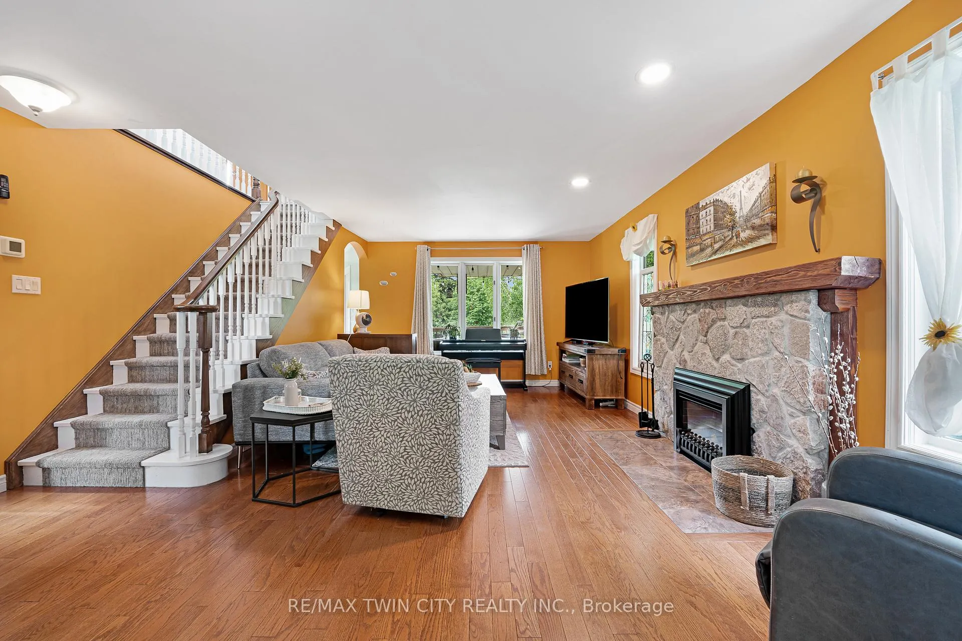 Photo 6 of 61 Adelaide Street, Wellesley — HOMEH