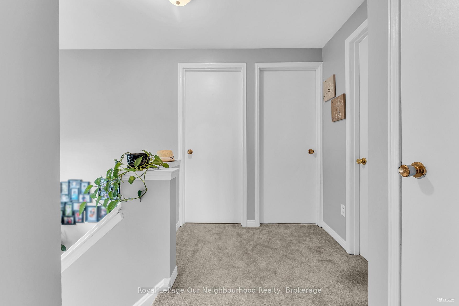 Photo 22 of 89 Chaucer Crescent, Barrie, Letitia Heights — HOMEH
