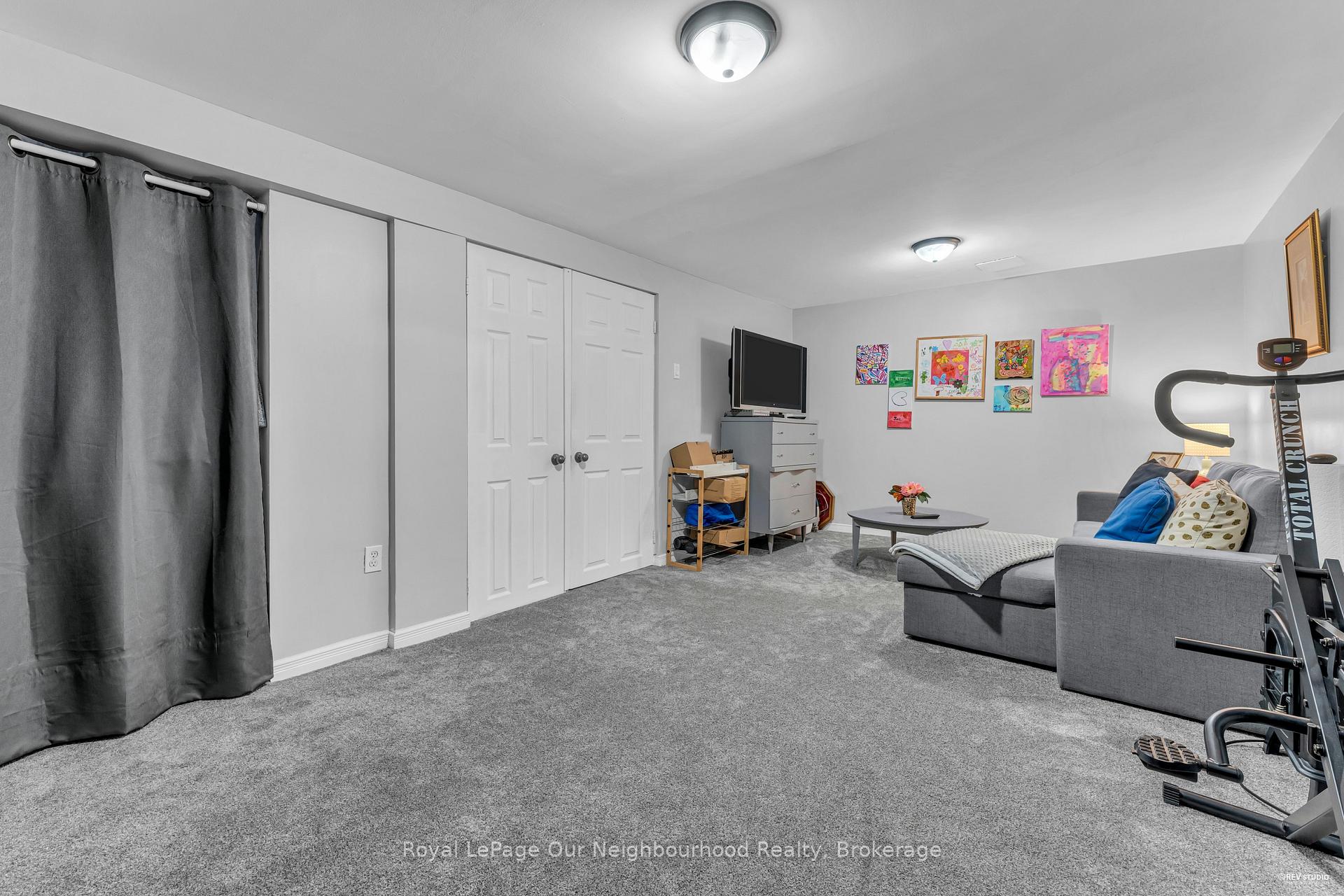 Photo 25 of 89 Chaucer Crescent, Barrie, Letitia Heights — HOMEH
