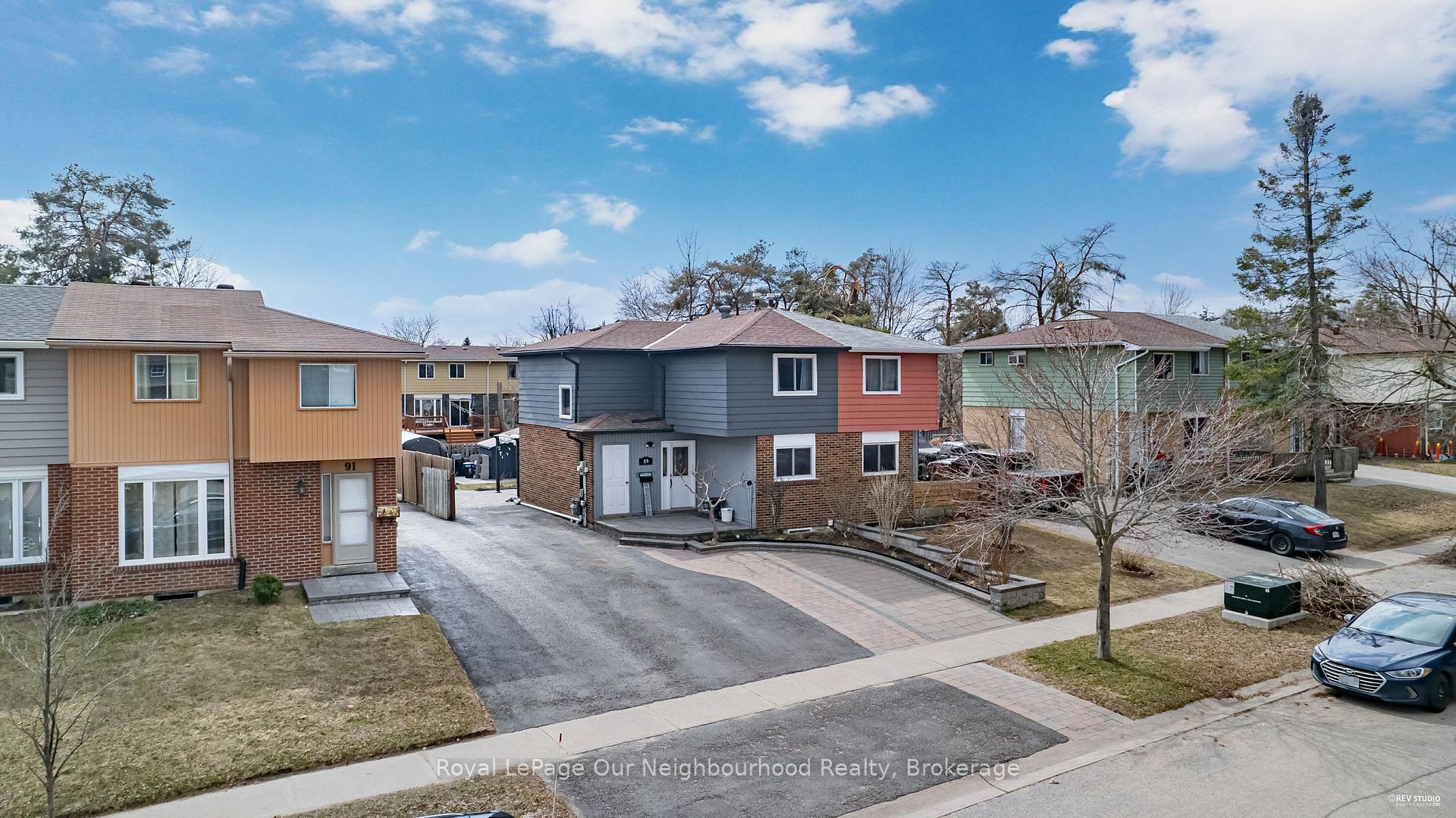 Photo 35 of 89 Chaucer Crescent, Barrie, Letitia Heights — HOMEH