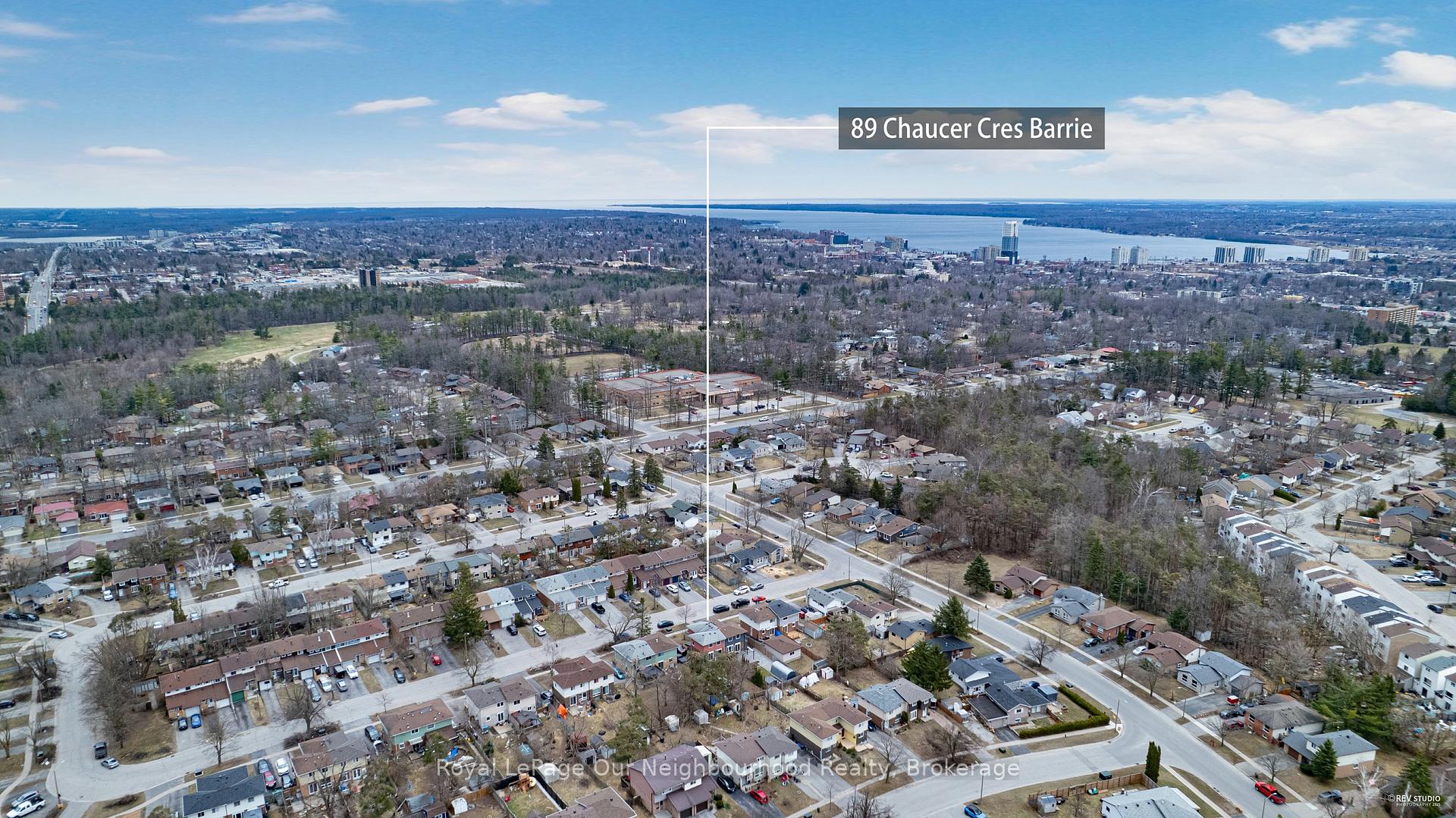Photo 40 of 89 Chaucer Crescent, Barrie, Letitia Heights — HOMEH