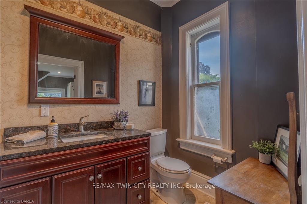 Photo 9 of 49 Market Street, Brant, Paris — HOMEH