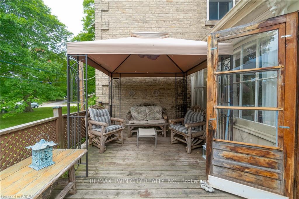 Photo 32 of 49 Market Street, Brant, Paris — HOMEH