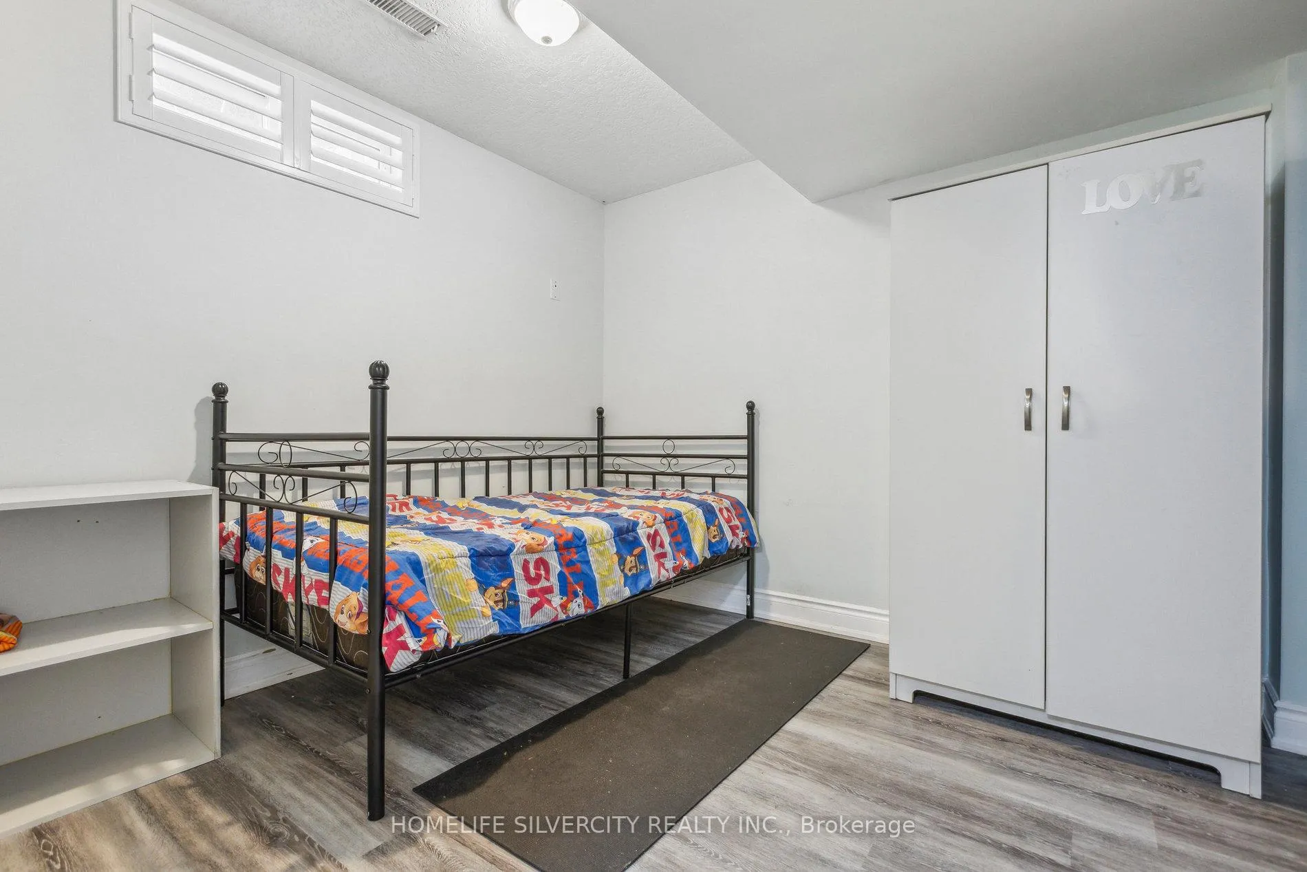 Photo 23 of 221 Grey Fox Drive, Kitchener — HOMEH
