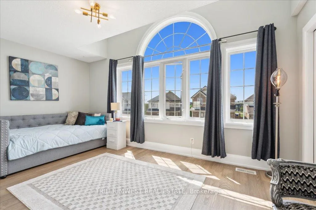 Photo 28 of 389 Bamberg Crescent, Waterloo — HOMEH