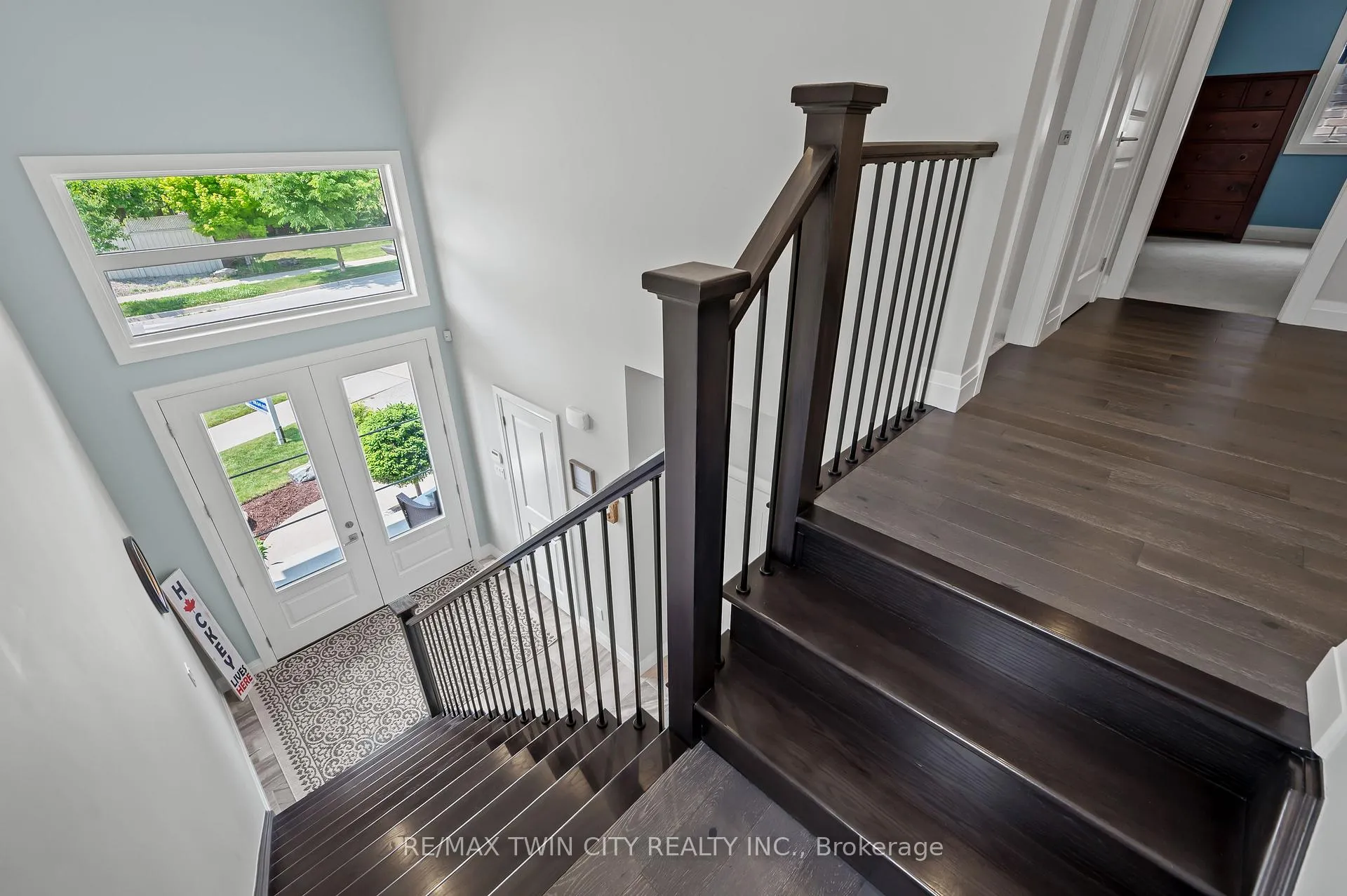 Photo 26 of 204 Evens Pond Crescent, Kitchener, Doon South — HOMEH
