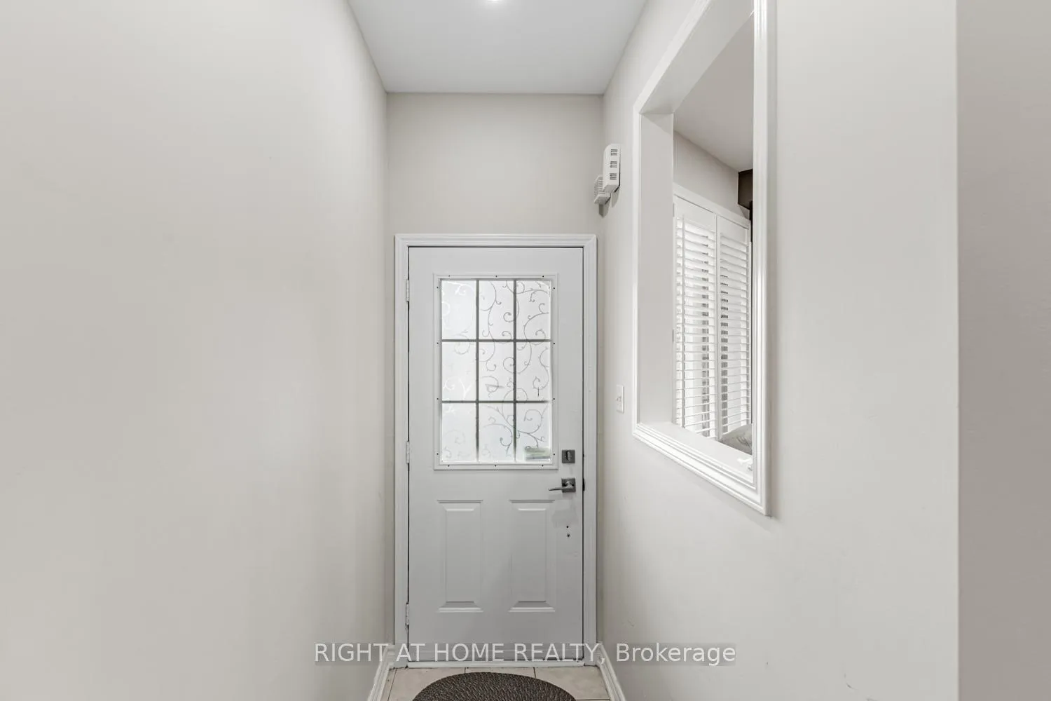 Photo 4 of 222 Albright Road, Brampton, Fletcher's Creek Village — HOMEH