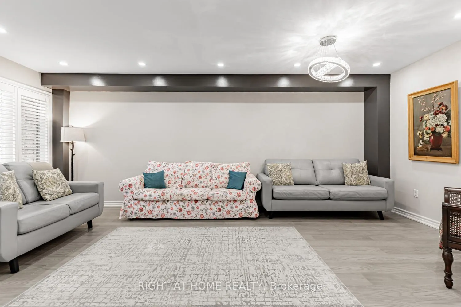 Photo 5 of 222 Albright Road, Brampton, Fletcher's Creek Village — HOMEH