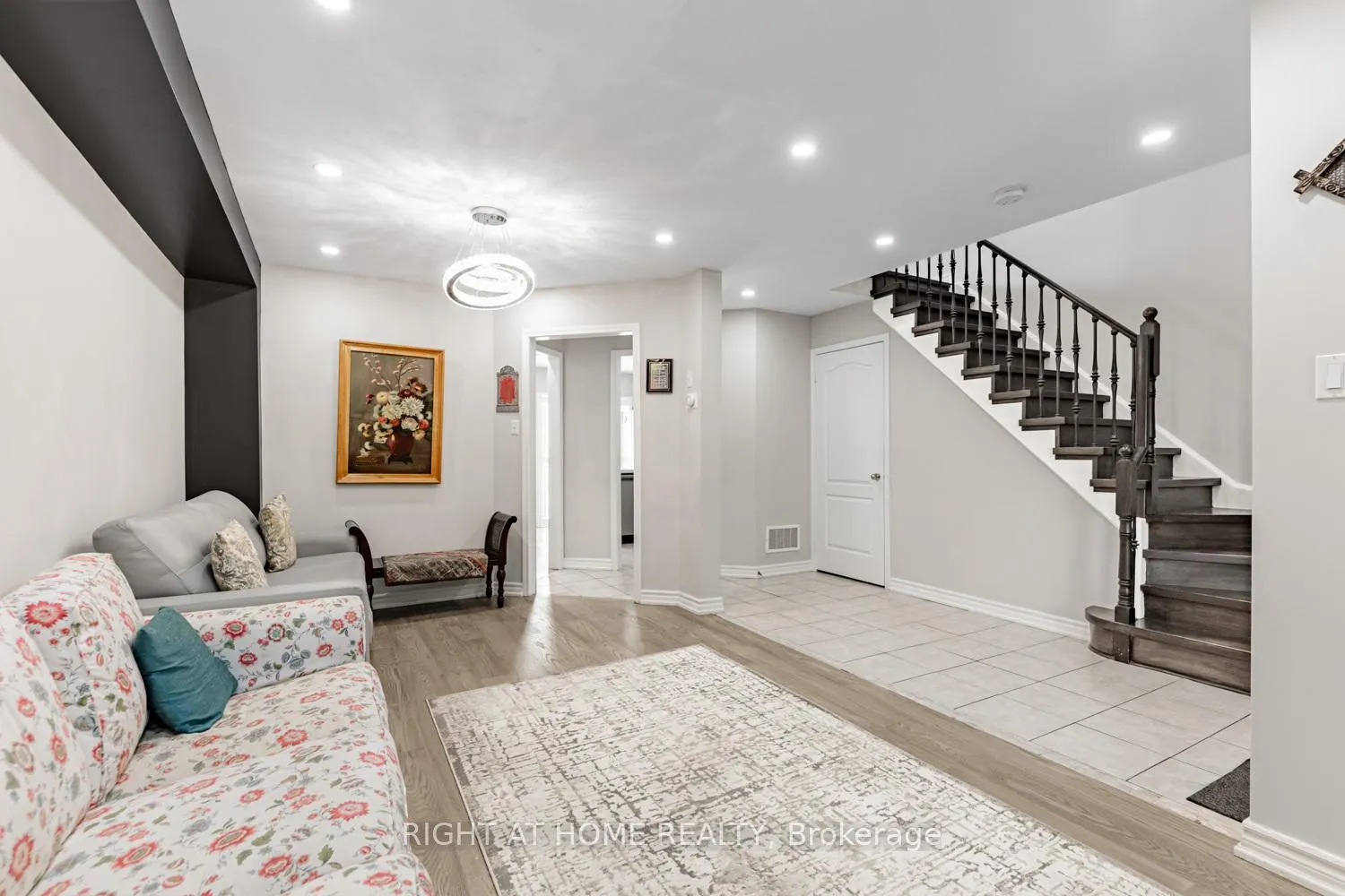 Photo 8 of 222 Albright Road, Brampton, Fletcher's Creek Village — HOMEH
