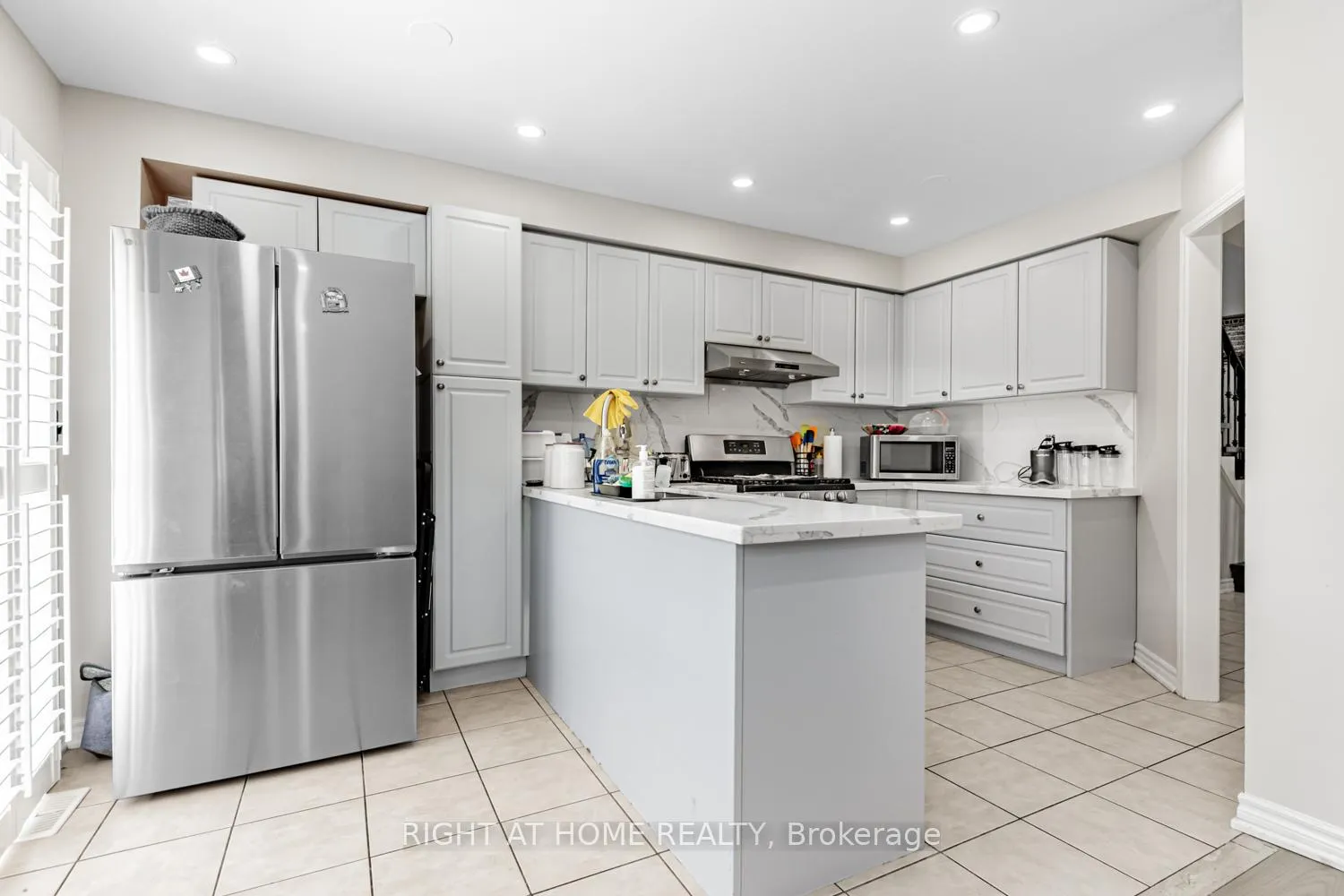 Photo 12 of 222 Albright Road, Brampton, Fletcher's Creek Village — HOMEH