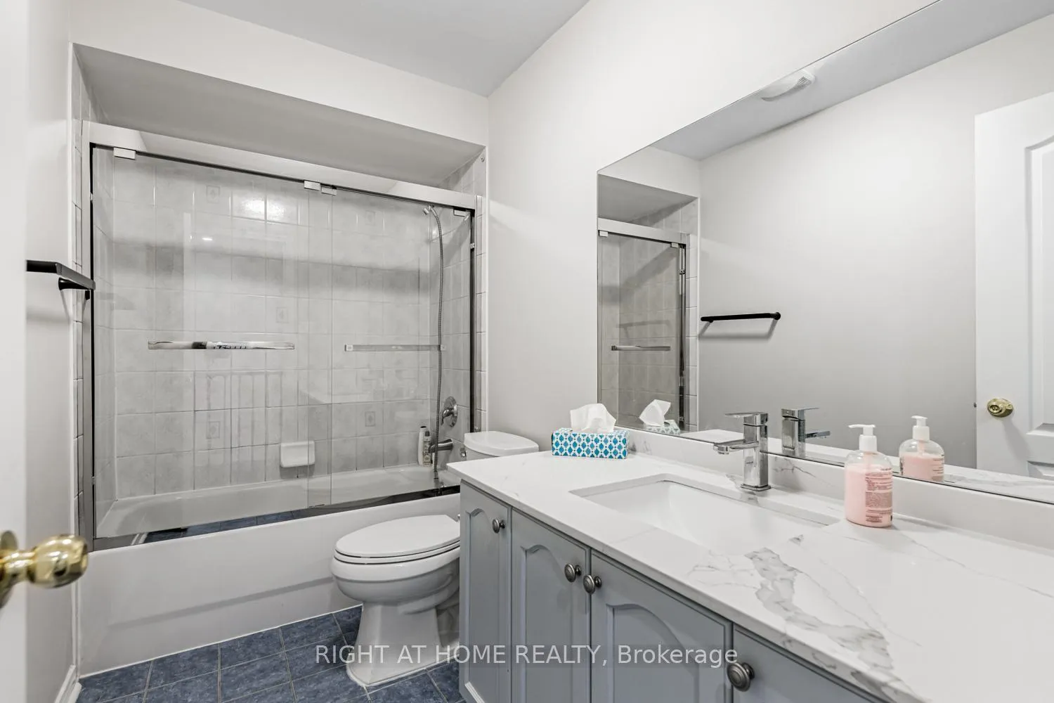 Photo 27 of 222 Albright Road, Brampton, Fletcher's Creek Village — HOMEH