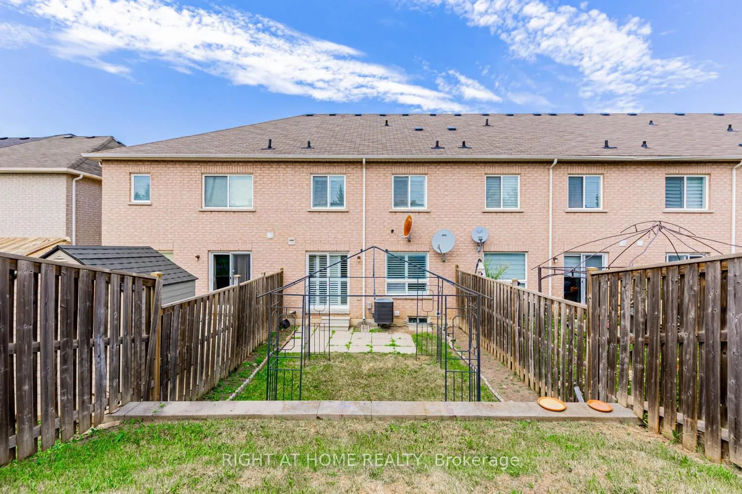 Photo 34 of 222 Albright Road, Brampton, Fletcher's Creek Village — HOMEH