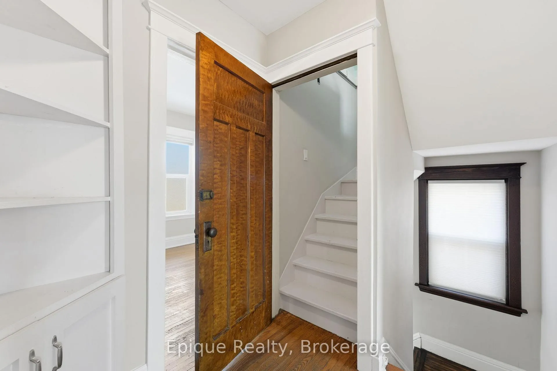 Photo 17 of 67 Kensington Avenue S, Hamilton, Delta — HOMEH