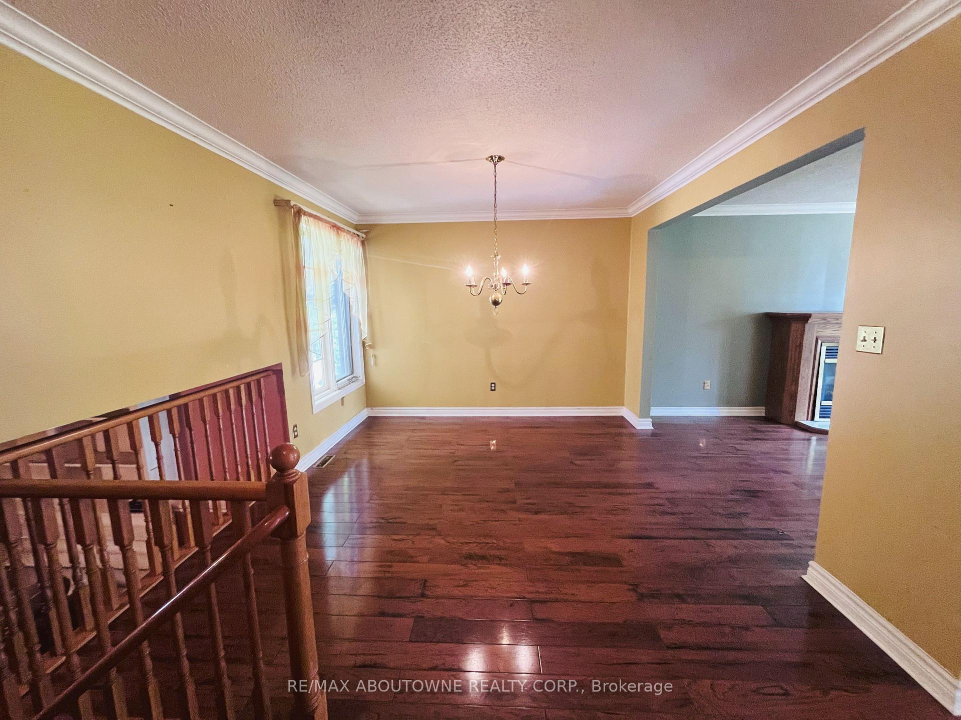 Photo 11 of 6 Renwick Road, Clarington, Courtice — HOMEH