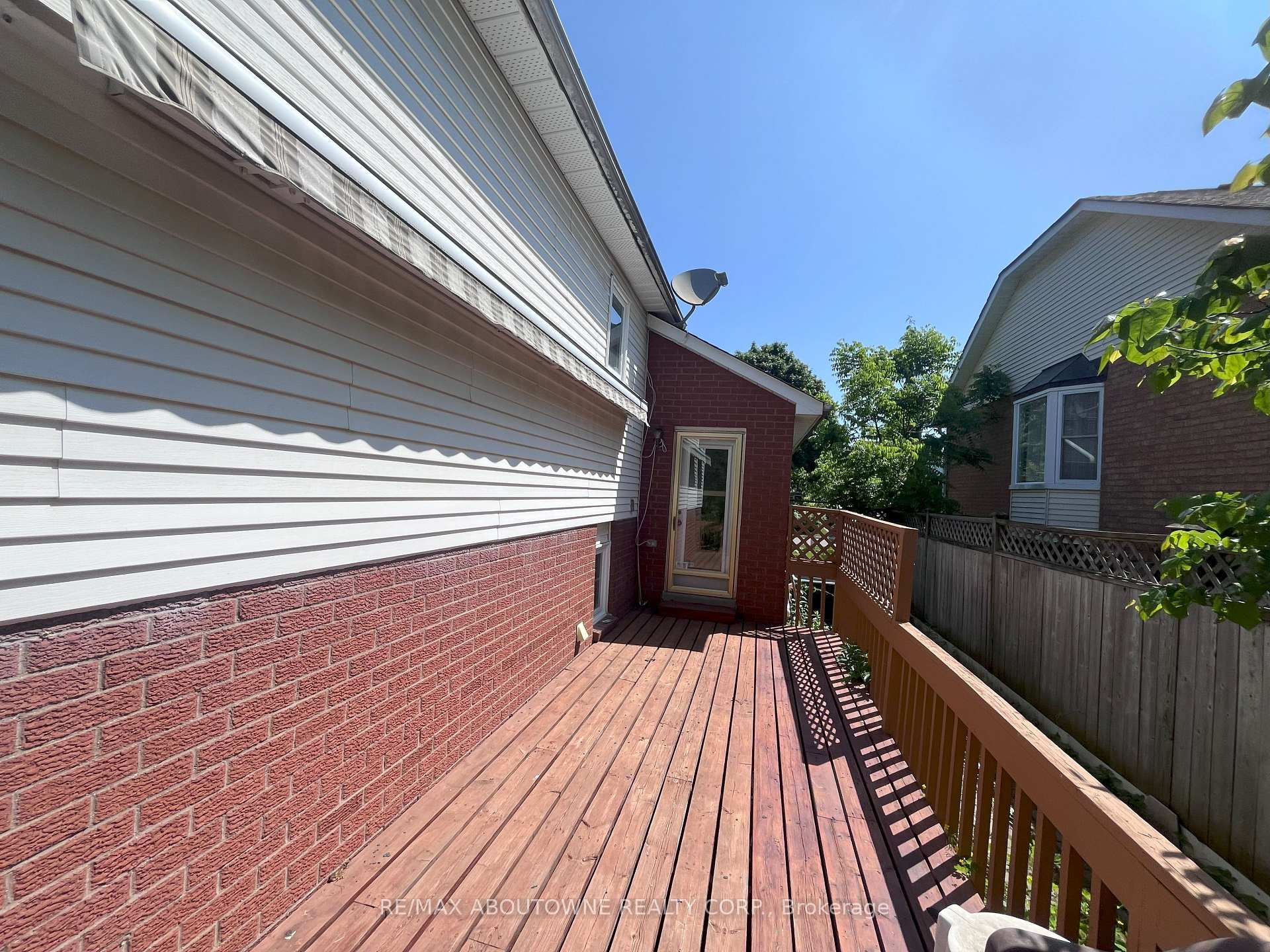 Photo 32 of 6 Renwick Road, Clarington, Courtice — HOMEH