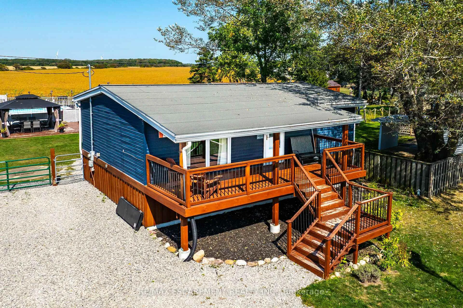 Photo 1 of 1645 Lakeshore Road, Haldimand — HOMEH