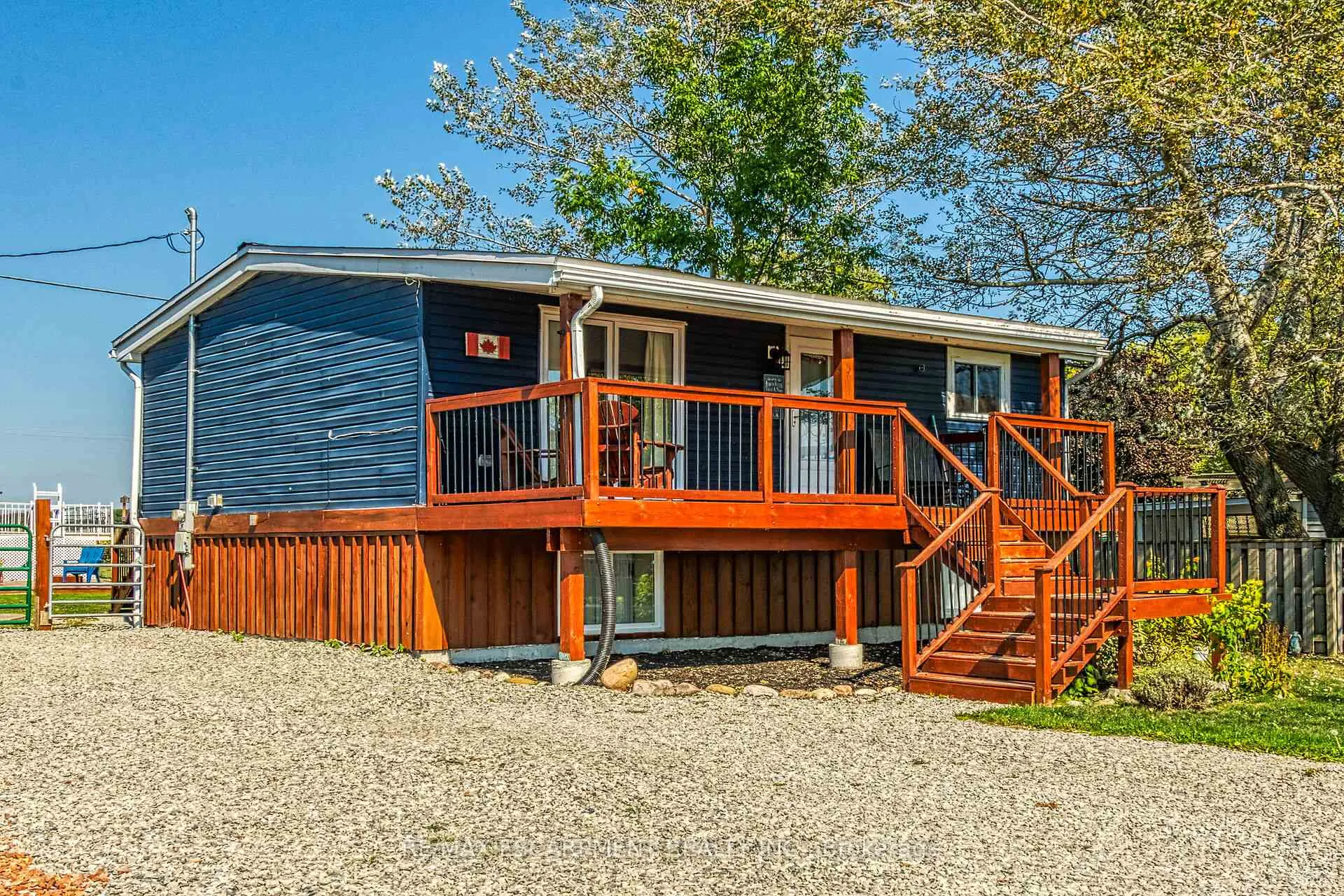 Photo 4 of 1645 Lakeshore Road, Haldimand — HOMEH