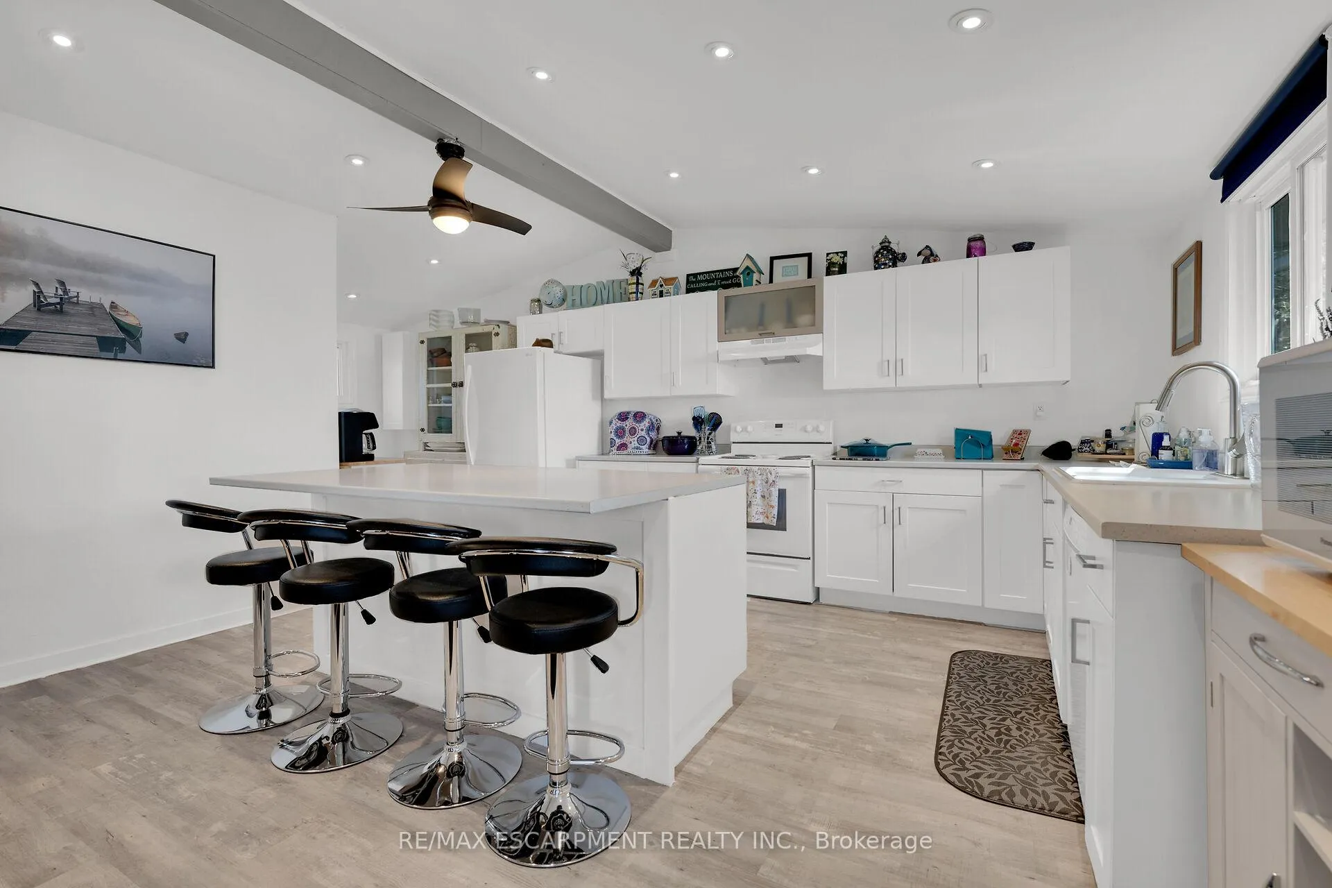 Photo 13 of 1645 Lakeshore Road, Haldimand — HOMEH